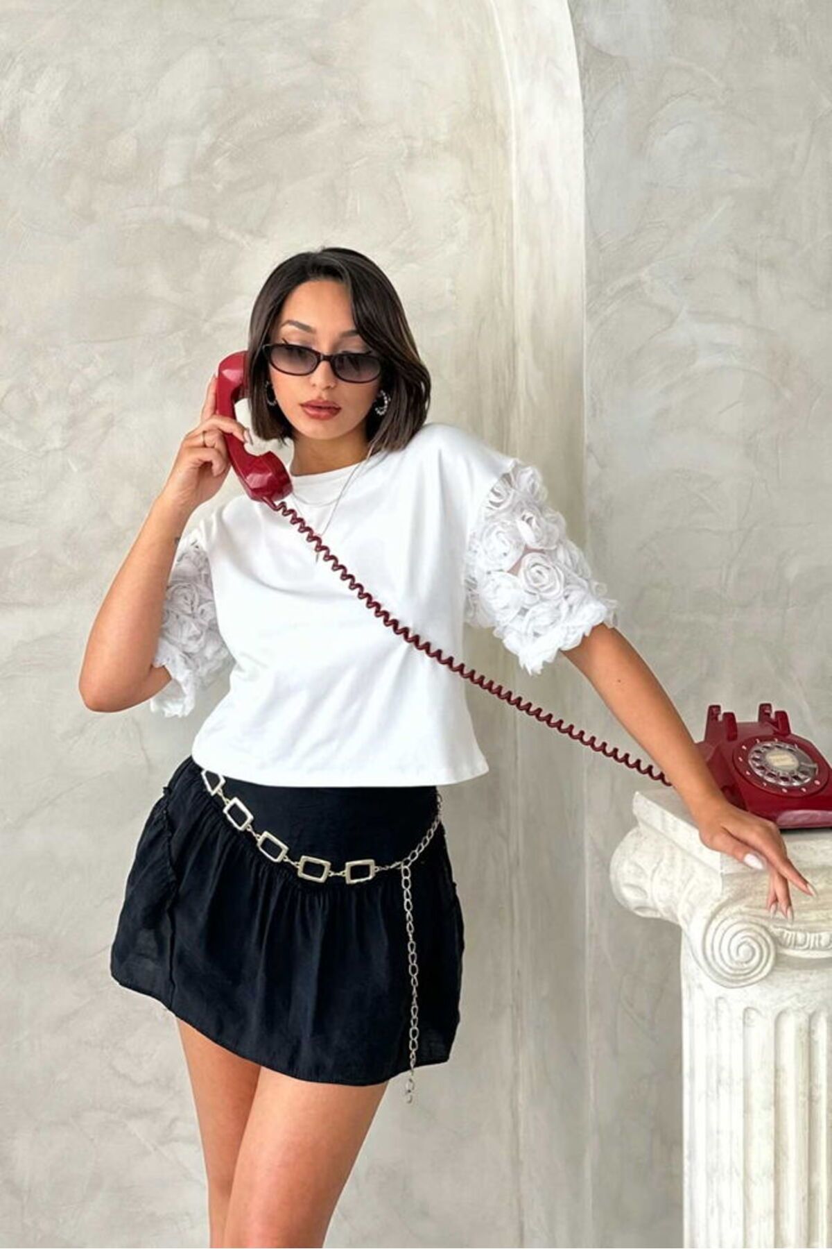 Castivo Fashion 3D Gül Kol Detaylı Kısa Kollu Kadın T-shirt