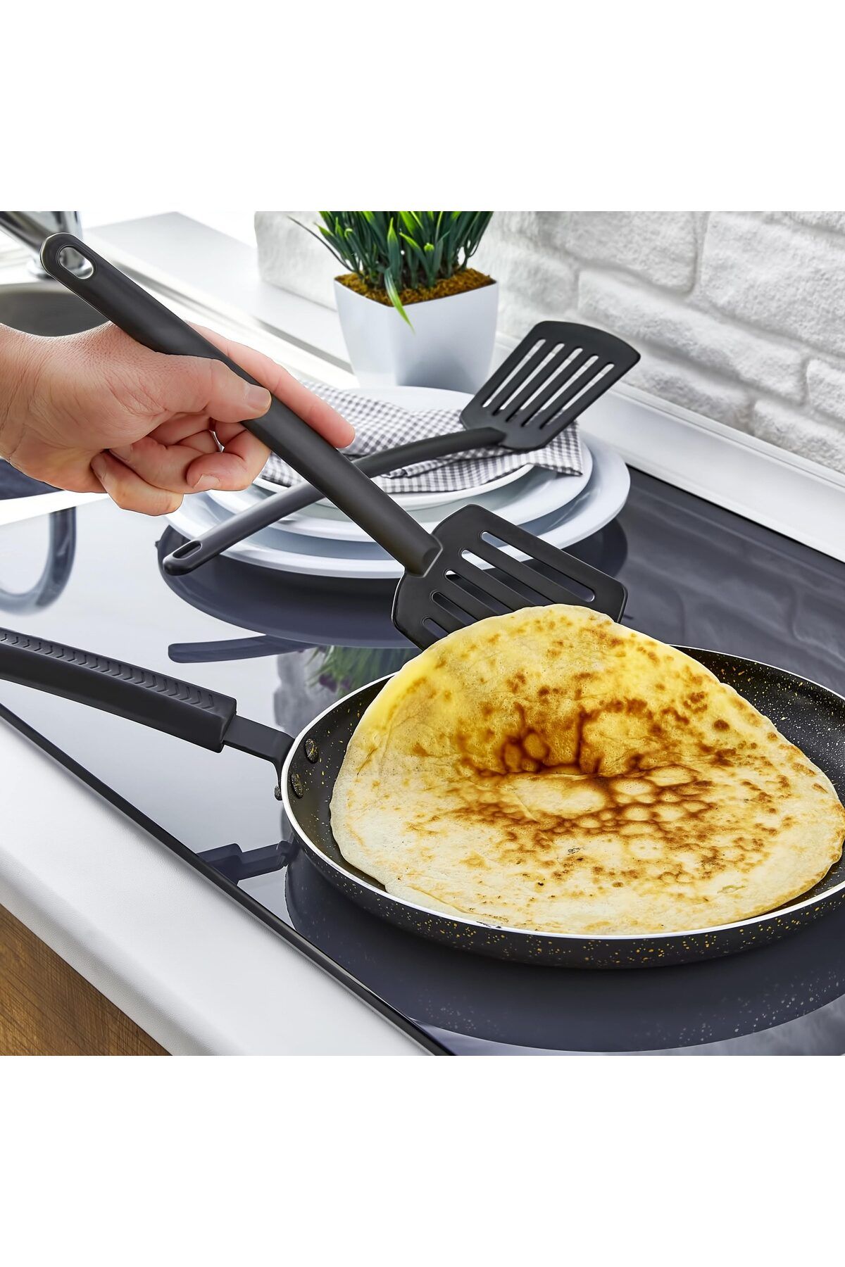 Buzka Yanmaz Yapışmaz Yüksek Isıya Dayanıklı Teflon Spatula Çok Amaçlı Servis Spatulası