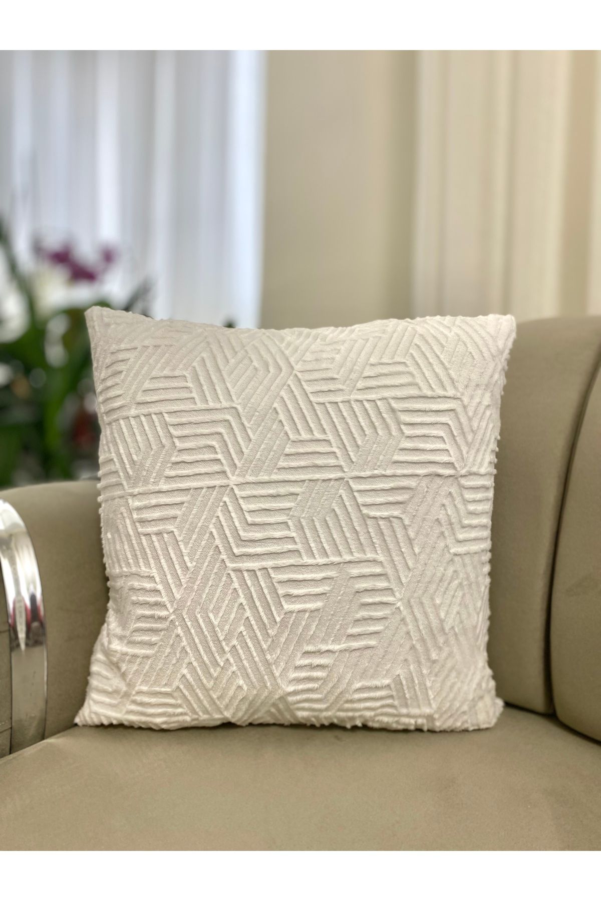 Parla Life Beyaz Renk Punch Model Kırlent Kılıfı 40x40 cm
