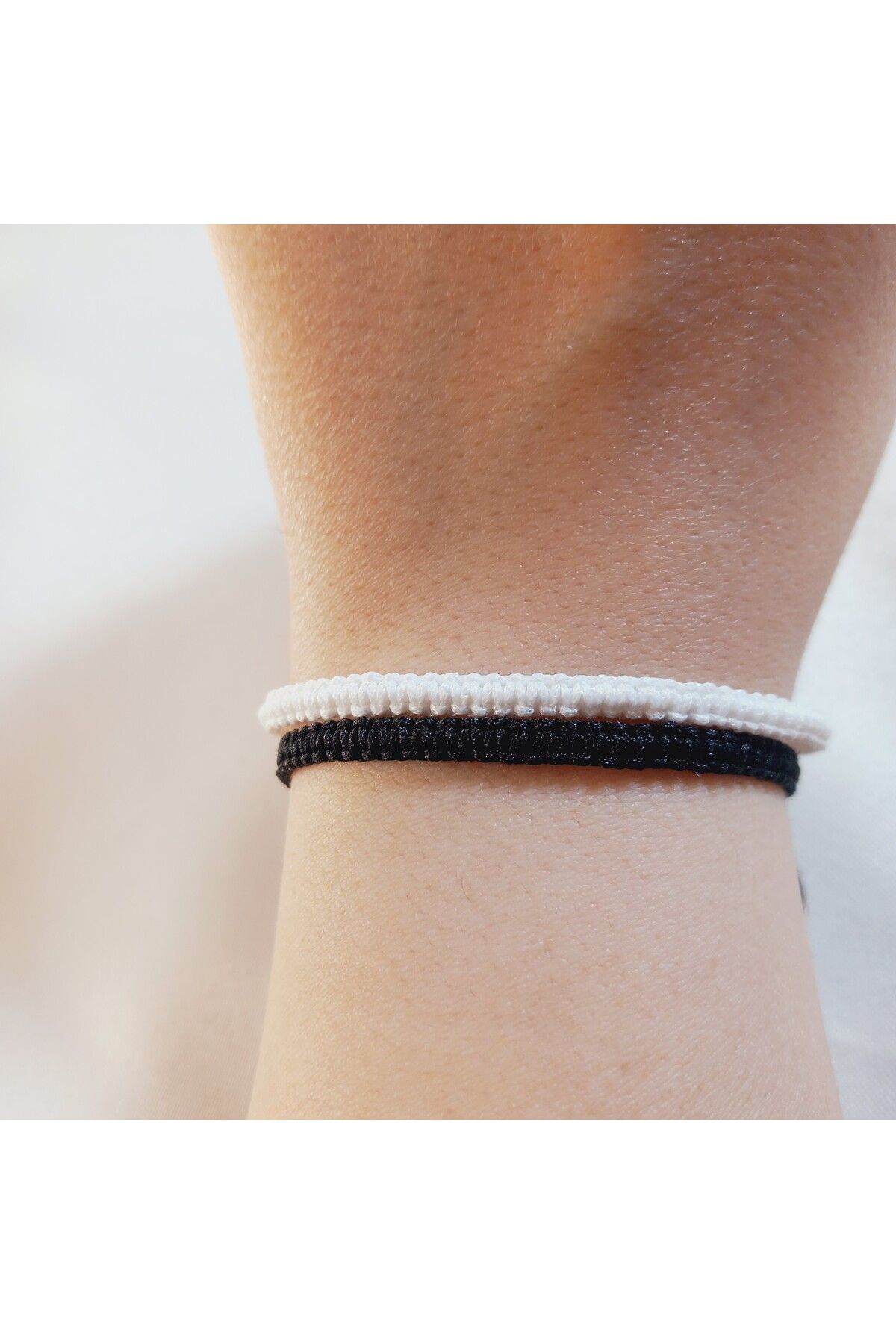 Crystal Atelier 2'li Siyah Beyaz Unisex Taraftar Makrome Örgü Bilekliği-Taraftar Bileklik-Beşiktaş Bileklik
