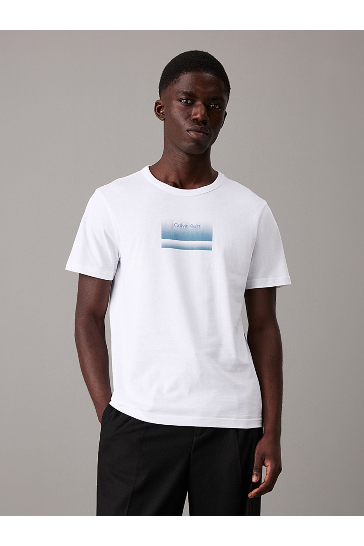 Calvin Klein Gradient Graphic T-Shirt