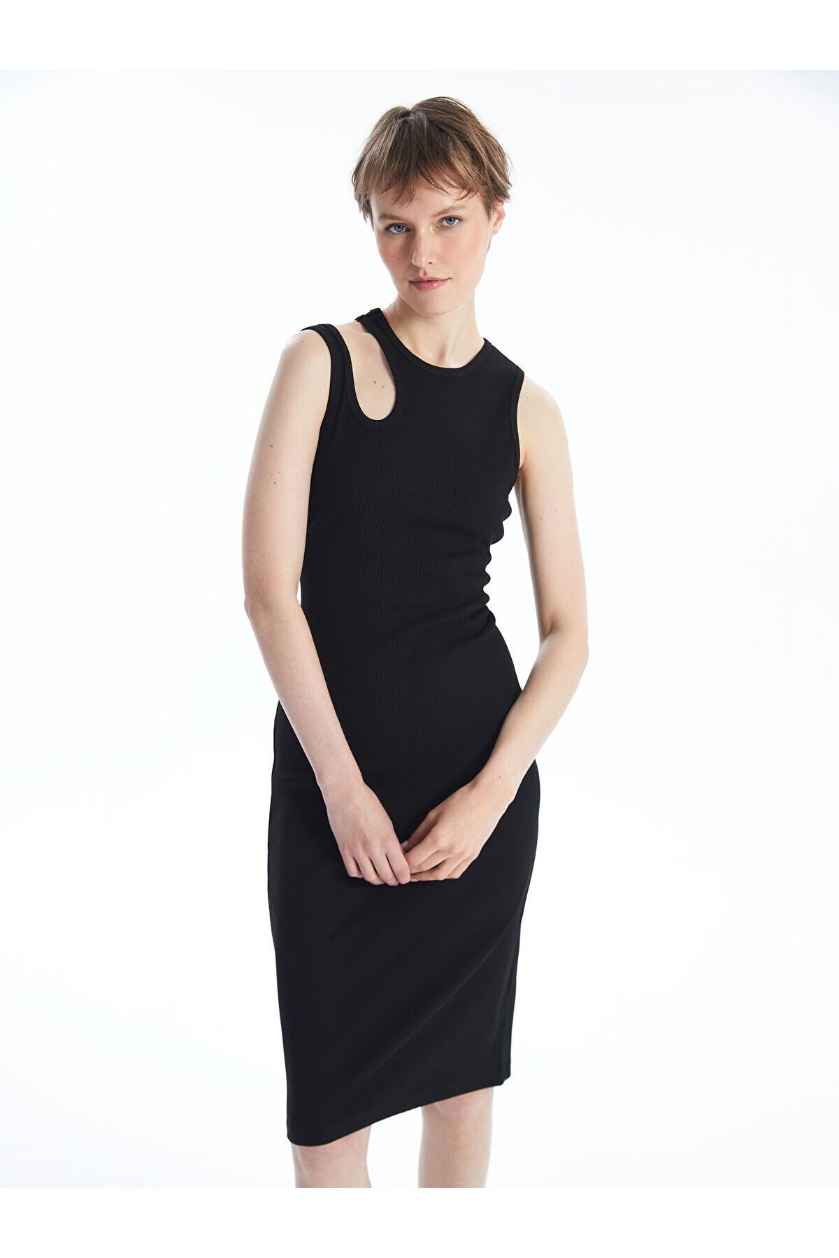 LC Waikiki Bisiklet Yaka Pencere Detaylı Kadın Bodycon Elbise