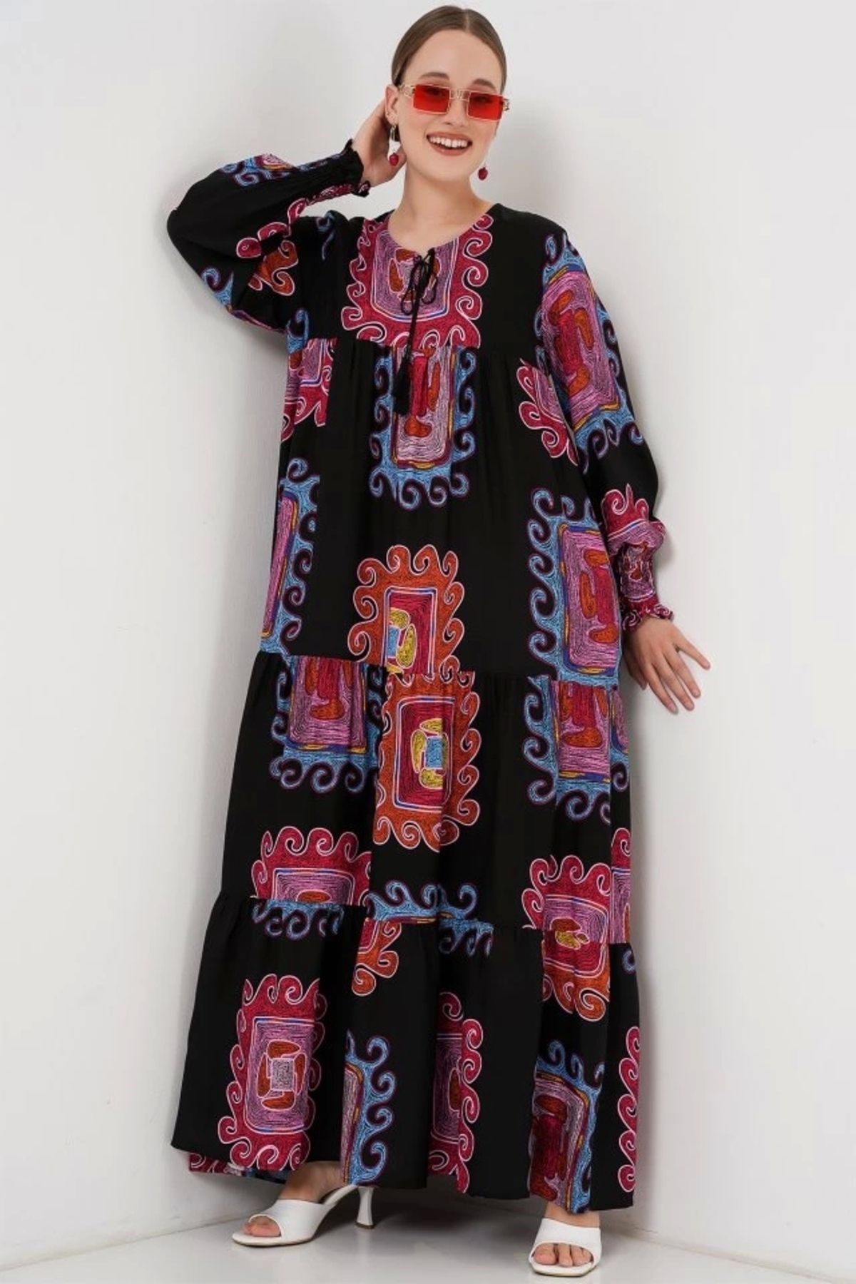 Butik 1947 Desenli Uzun Elbise - M. Kırmızı