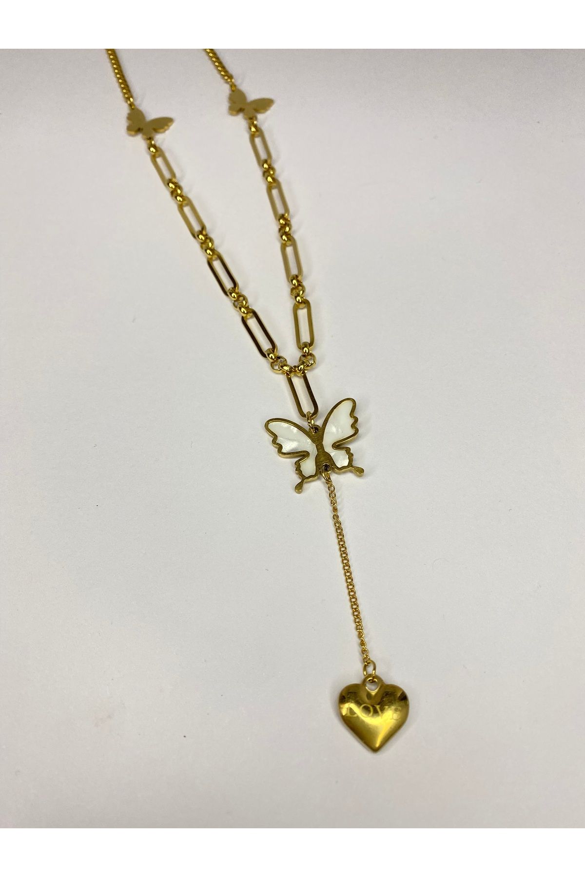 byozgesubasi Çelik Kolye Love yazılı Kelebek Detay