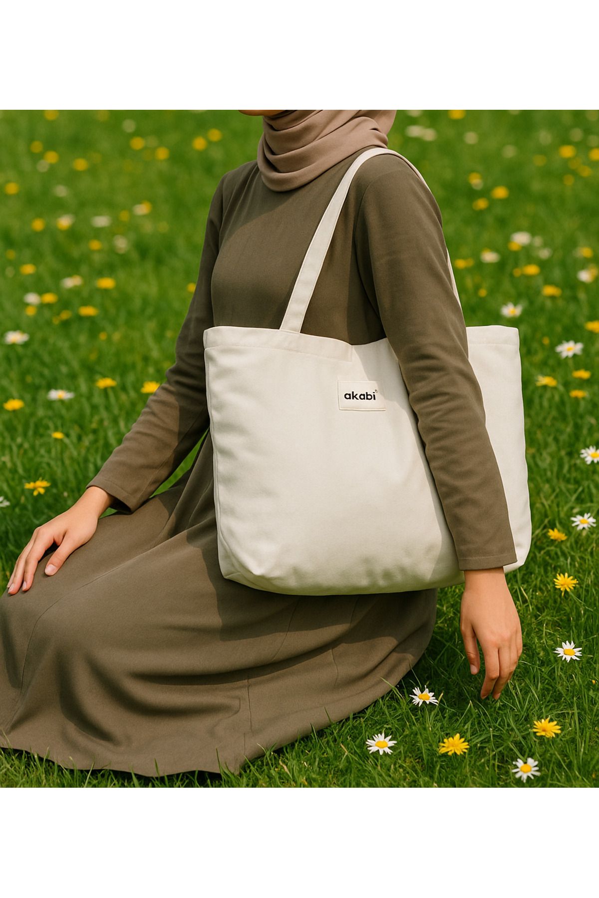 Akabi % 100 Pamuklu Mıknatıs Çıtlı Anahtarlık Hediyeli Kanvas Bez Çanta 34 x 45 Cm