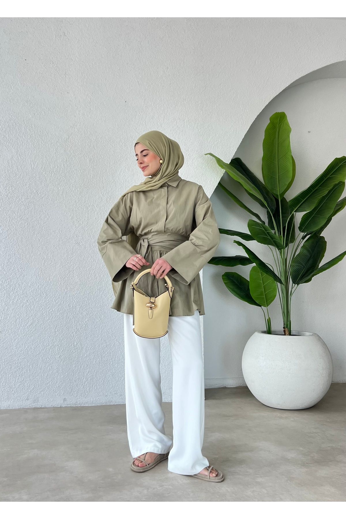 MODA AKSA BEL KUŞAK GÖMLEK