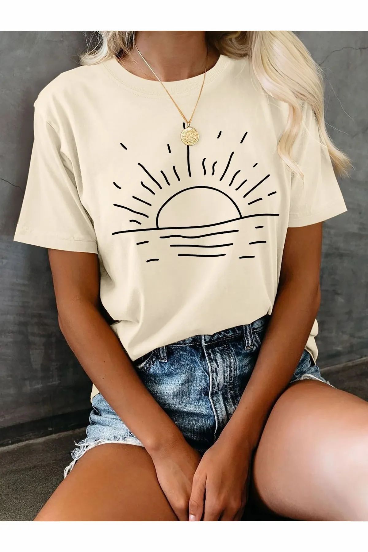 ship master Her Gün Rahatlık | Kadın T-Shirt | Günlük Yuvarlak Yaka | Güneş Doğuşu Grafik Baskı