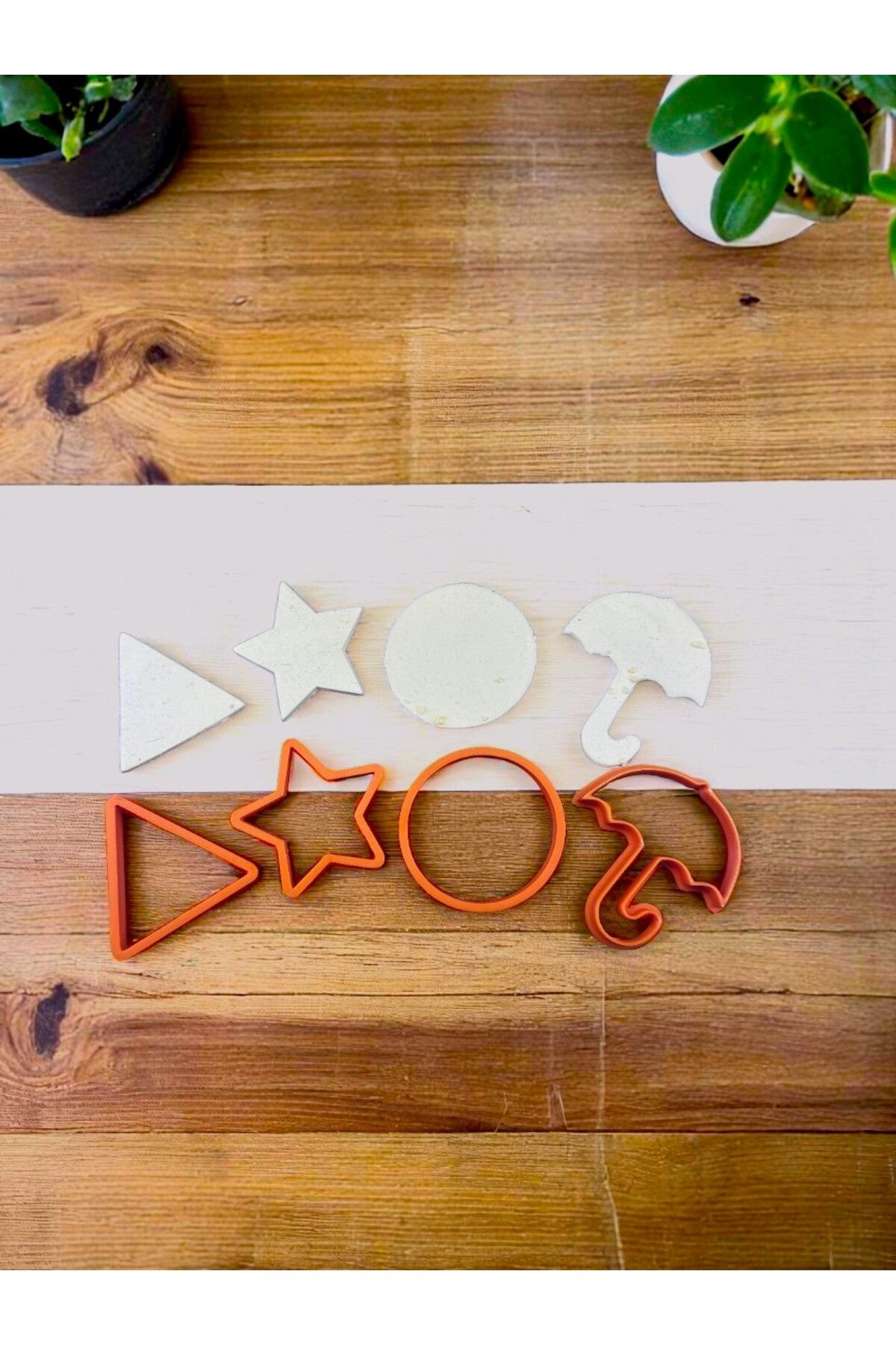 AlisTech Squid Game Temalı Kurabiye Kalıbı Seti – 4'lü Set (8x7,5 cm)