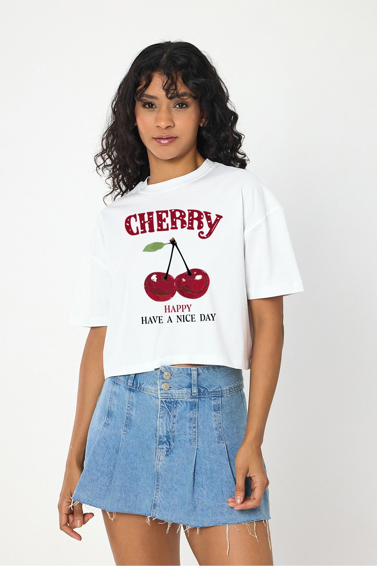 VEK Oversize Crop T-Shirt Cherry