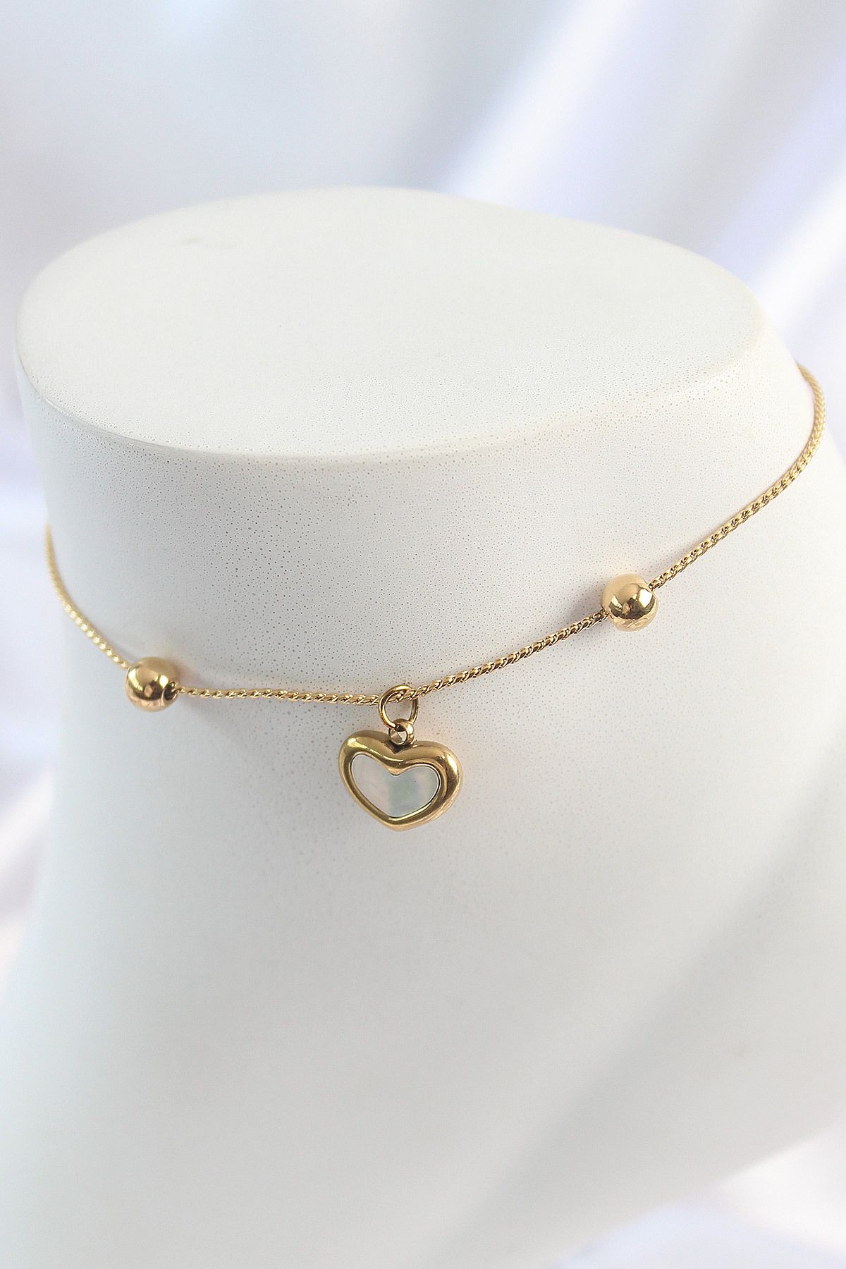 STYLE OF CARMEN 316L Çelik Gold Renk Sallantı Mineli Kalp Figür Topçuk Detay Kadın Halhal