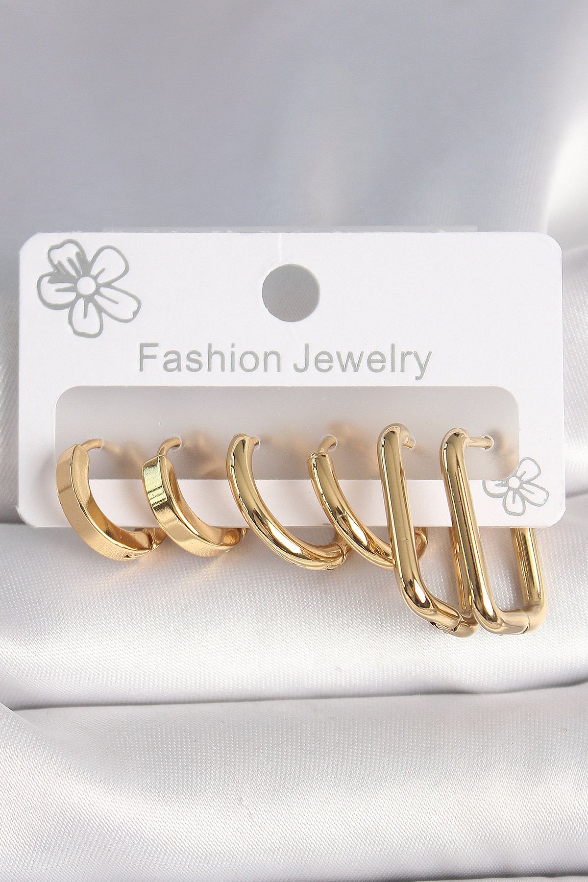 STYLE OF CARMEN 316L Çelik Gold Renk Kare Halka Model Kadın Küpe Seti