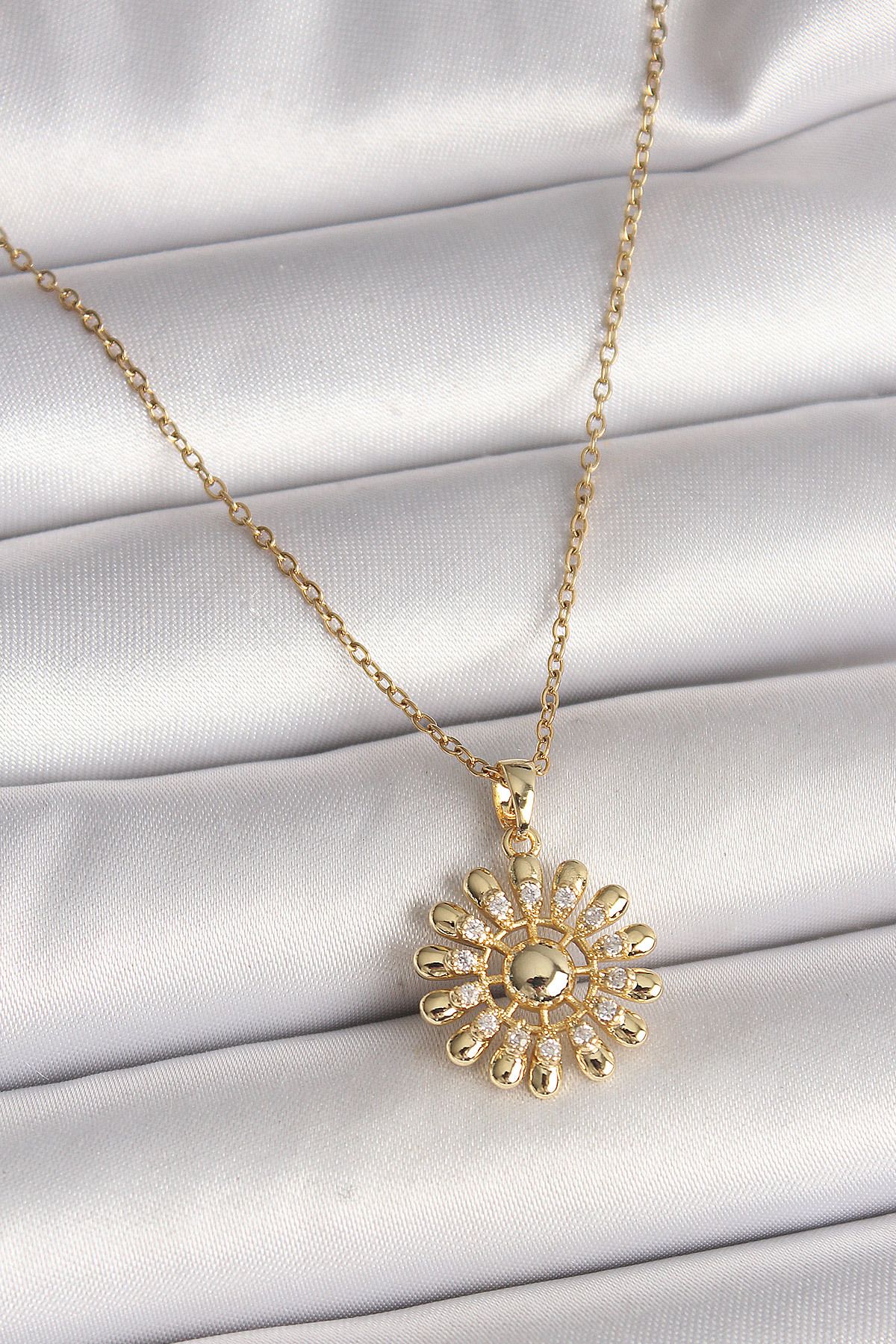 STYLE OF CARMEN 316L Çelik Gold Renk Zincir Zirkon Taşlı Güneş Model Kadın Kolye