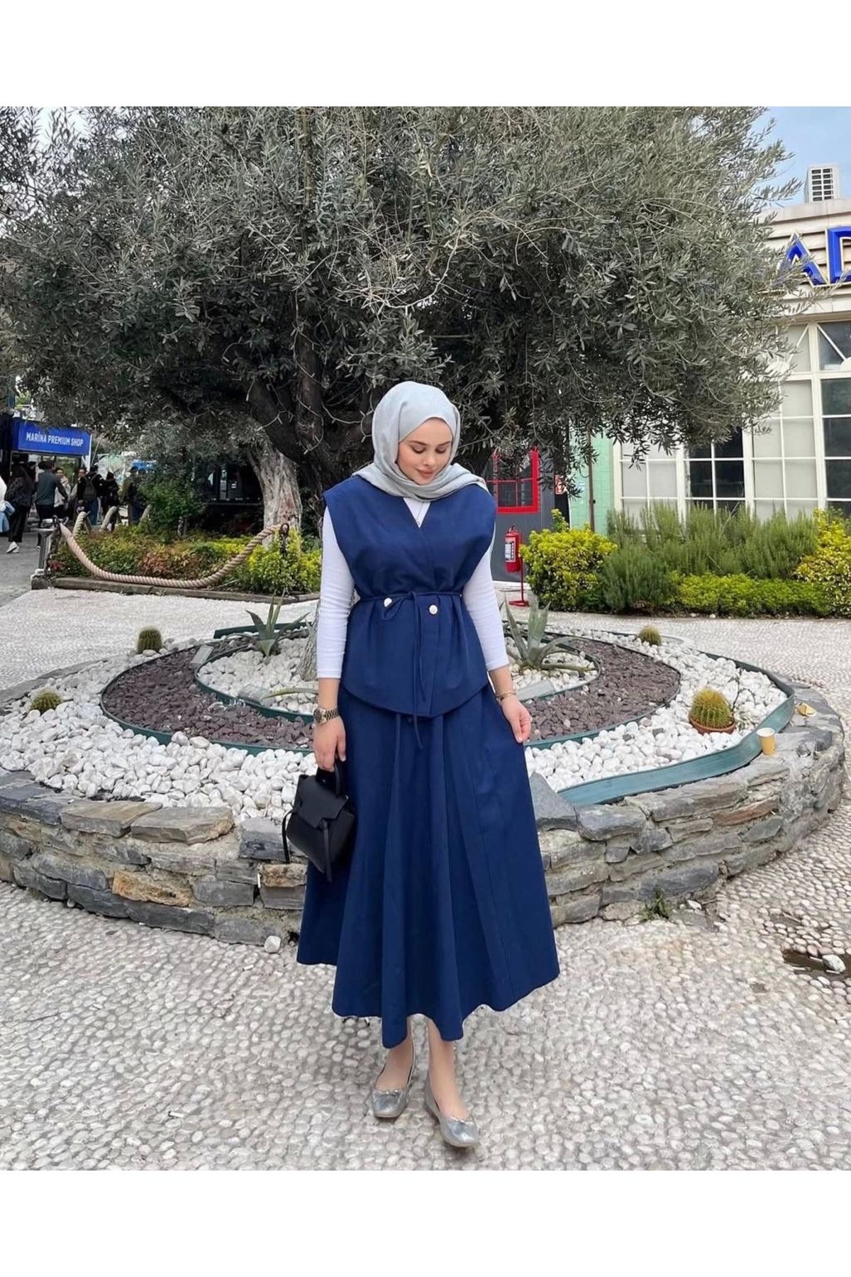 DEFNECE BUTİK Yelekli Etekli Takım
