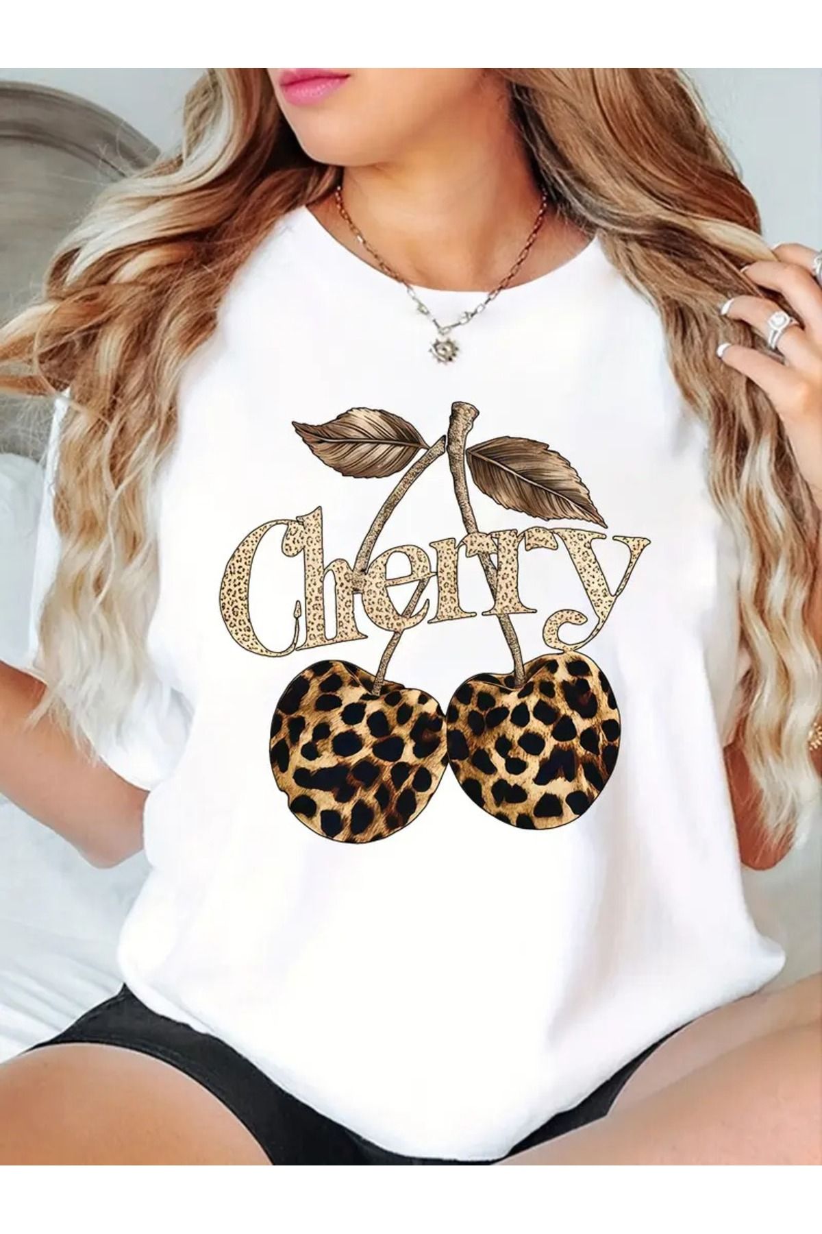 WOODROFFE Kadın Cherry Kiraz Baskılı Oversize Salas T-shirt Boyfriend