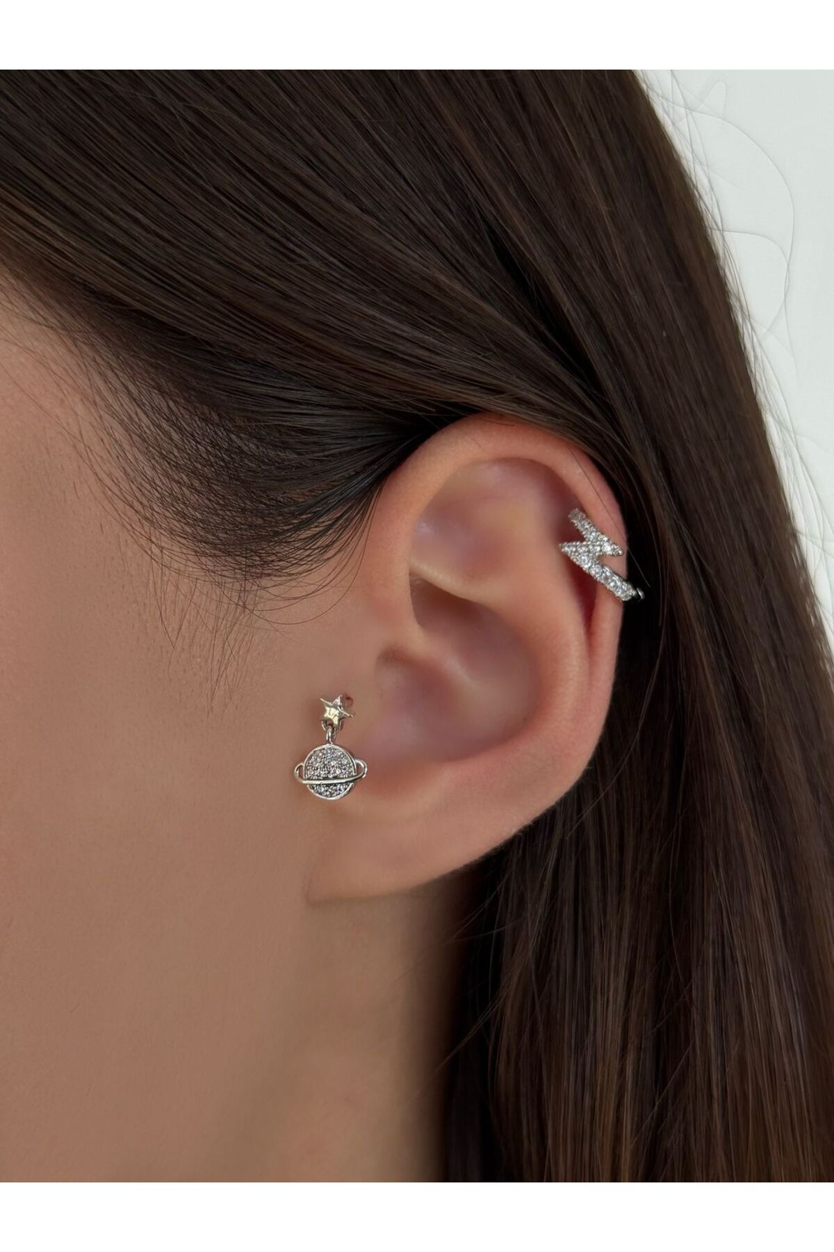 H&B Design Cerrahi Çelik Silver Gezegen Detaylı Piercing