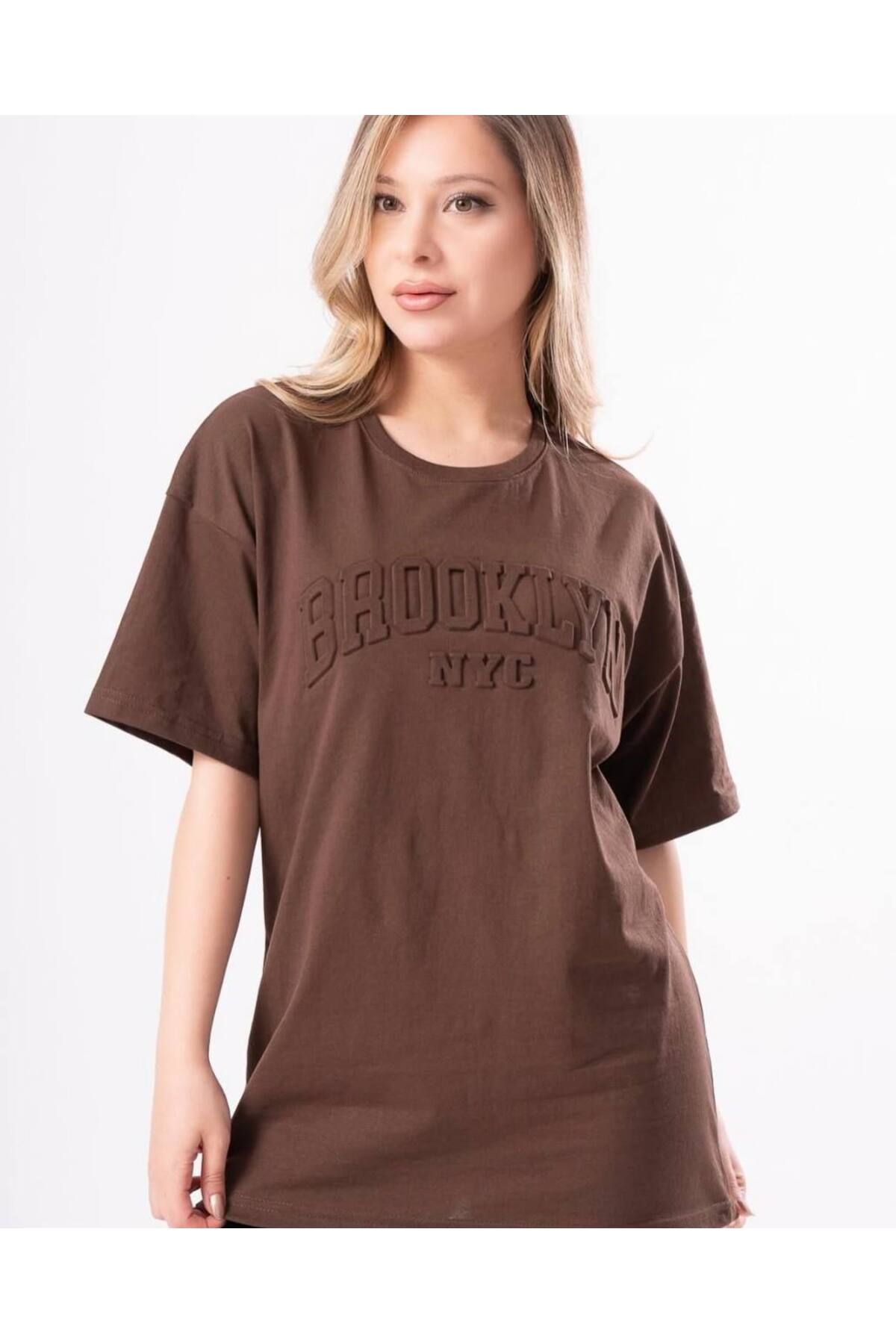 VOGUEMET ✅ Gofle Baskılı Kabartmalı T-shirt – Unisex, Tarz ve Dikkat Çekici
