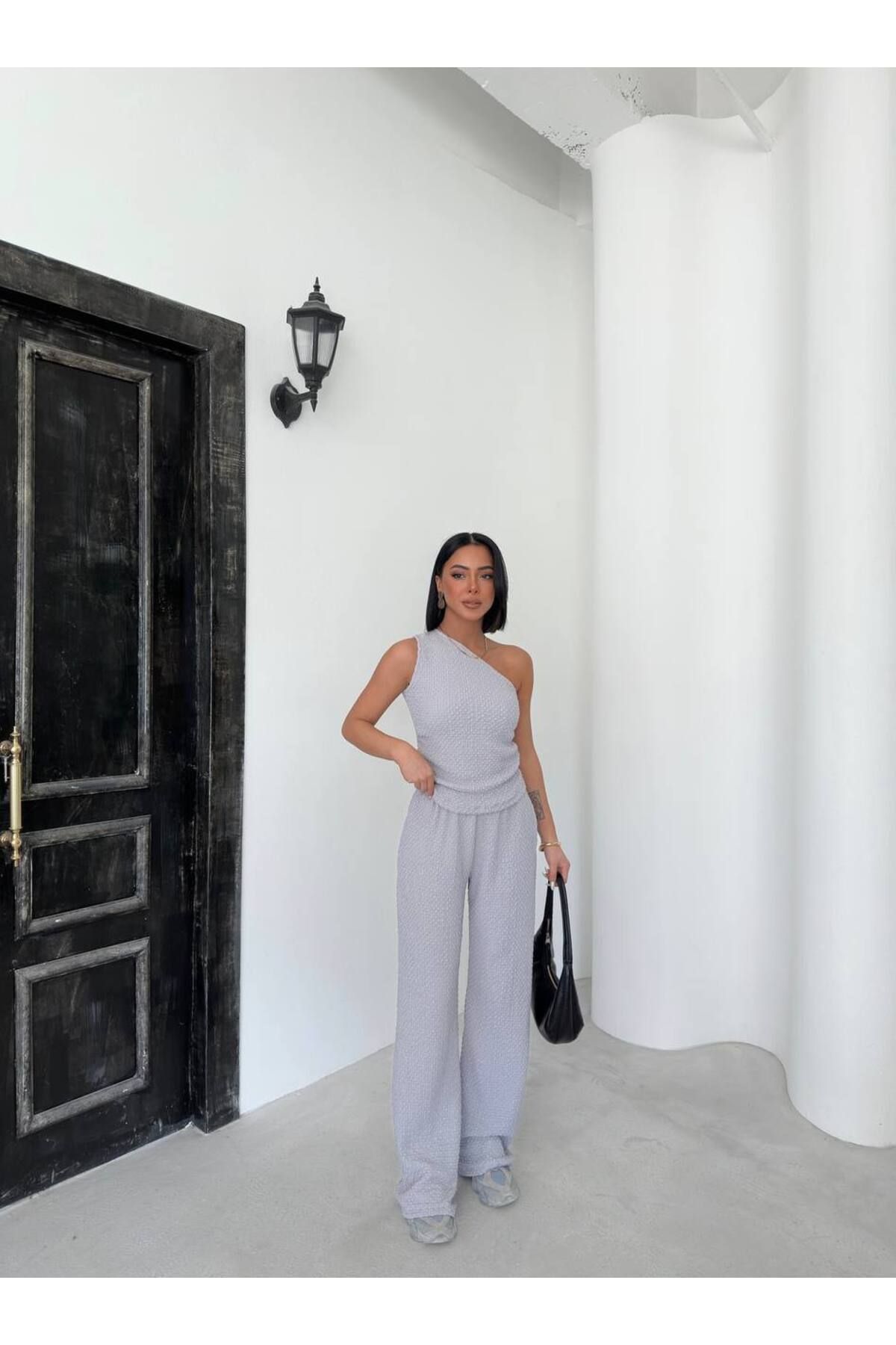 alenmoda Tek Omuz Gofre Kumaş Bluz Pantolon Takım