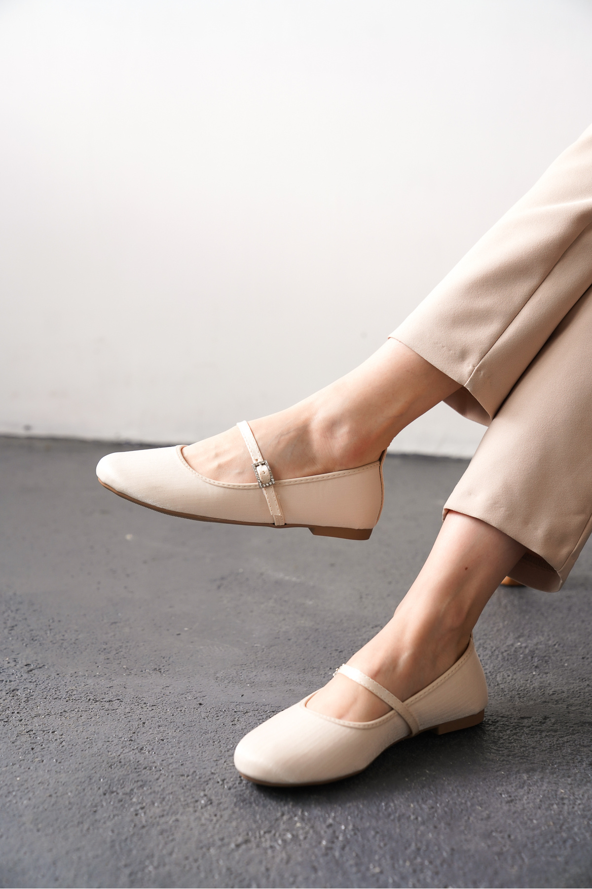 CİMİLİ SHOES  Kadın Saten Günlük Babet Yuvarlak Burun Balerin Ortopedik - Görsel 4