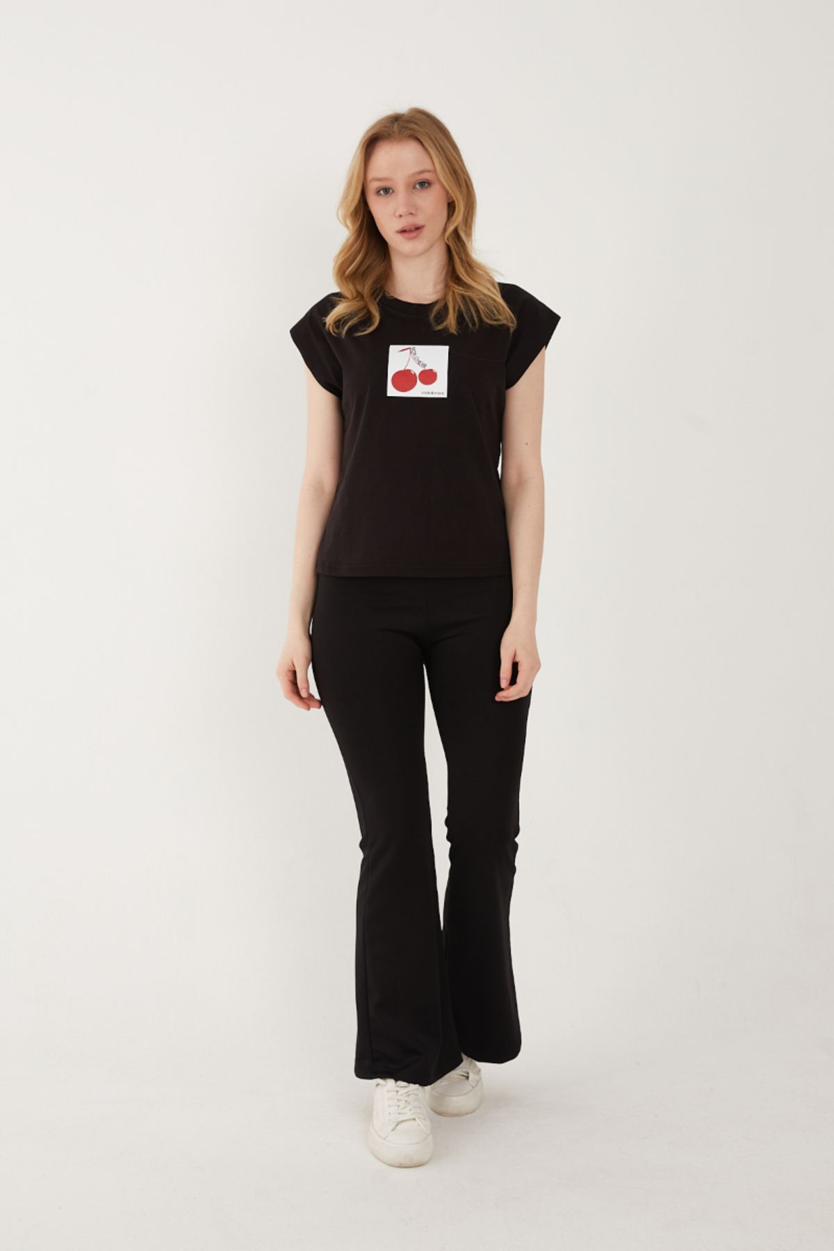 viole&more Kadın T-shirt