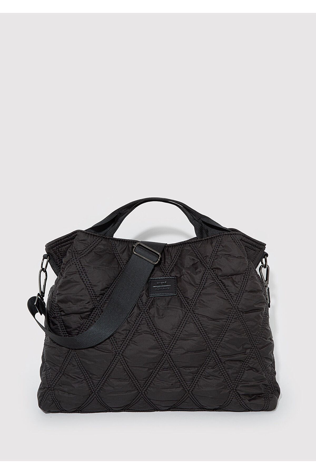 Mavi-Gesteppte schwarze Tasche 1912646 -900 2