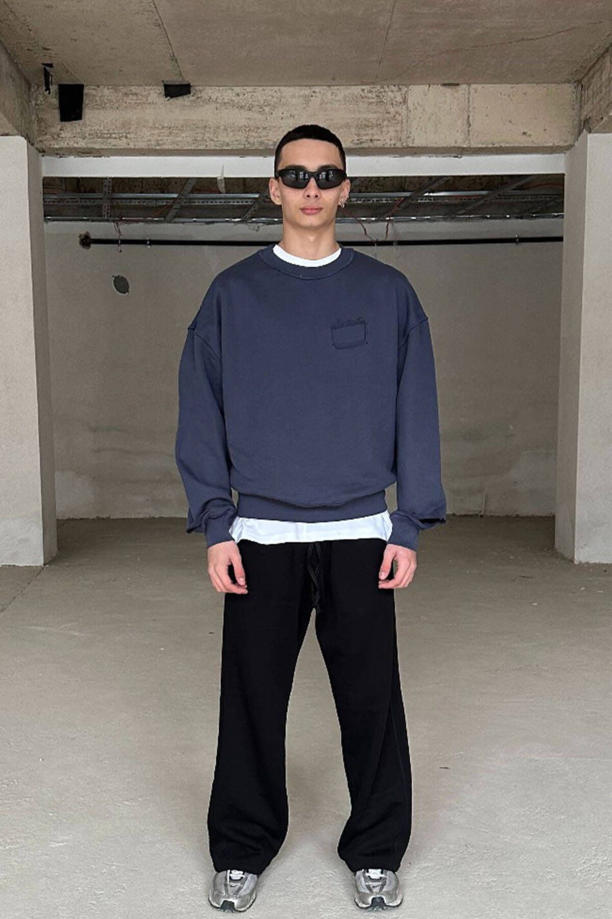 1887CLO Antrasit Handmade Distressed Oversize Sweatshirt