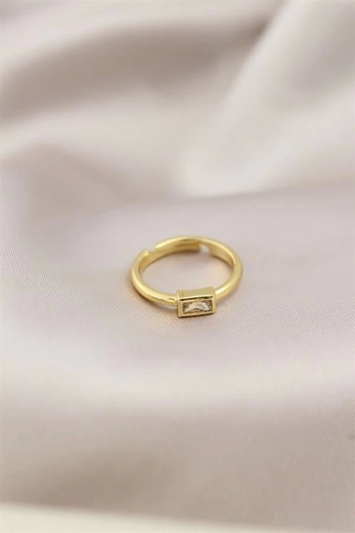FASHIONLINE Gold Renk Metal Şeffaf Taşlı Kadın Yüzük