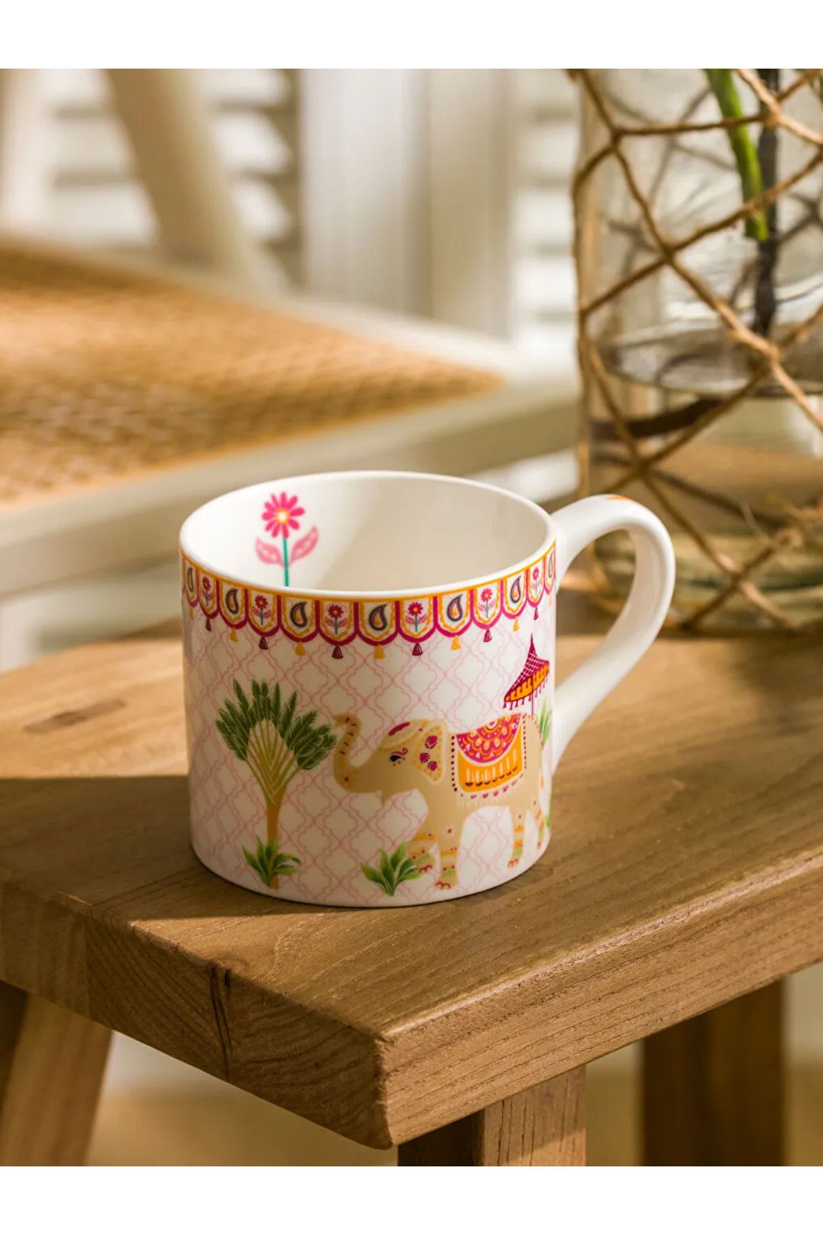 LC Waikiki LCW HOME Karışık Fil Baskılı Porselen Kupa 320 ml