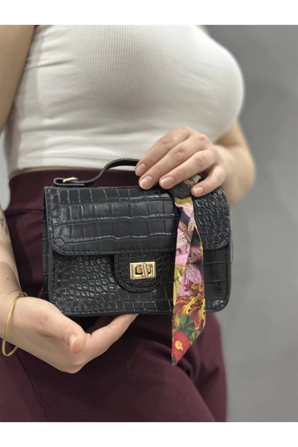 FASHIONLINE Jisse siyah cilt çanta