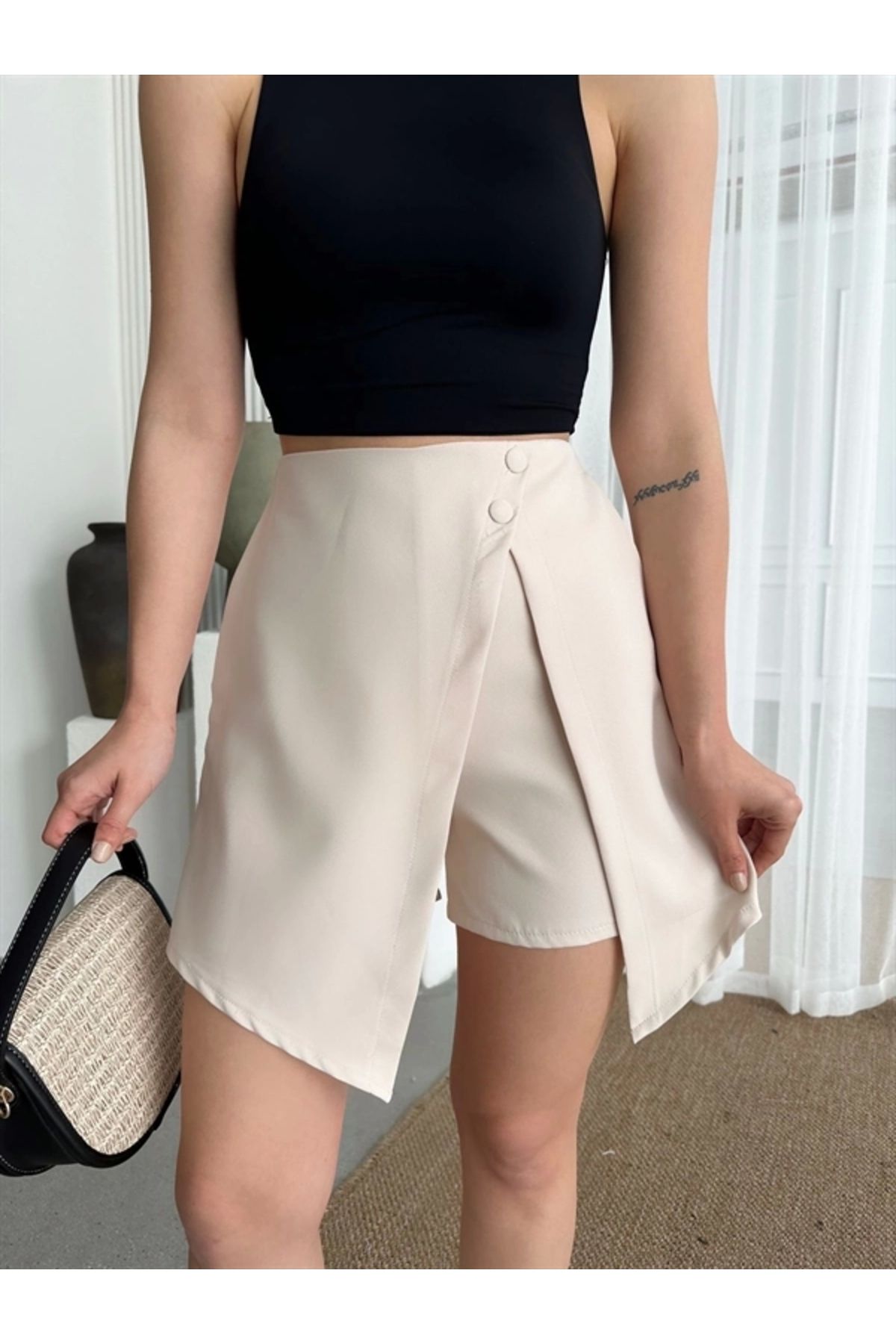 FASHIONLINE İki düğmeli şort etek S24046