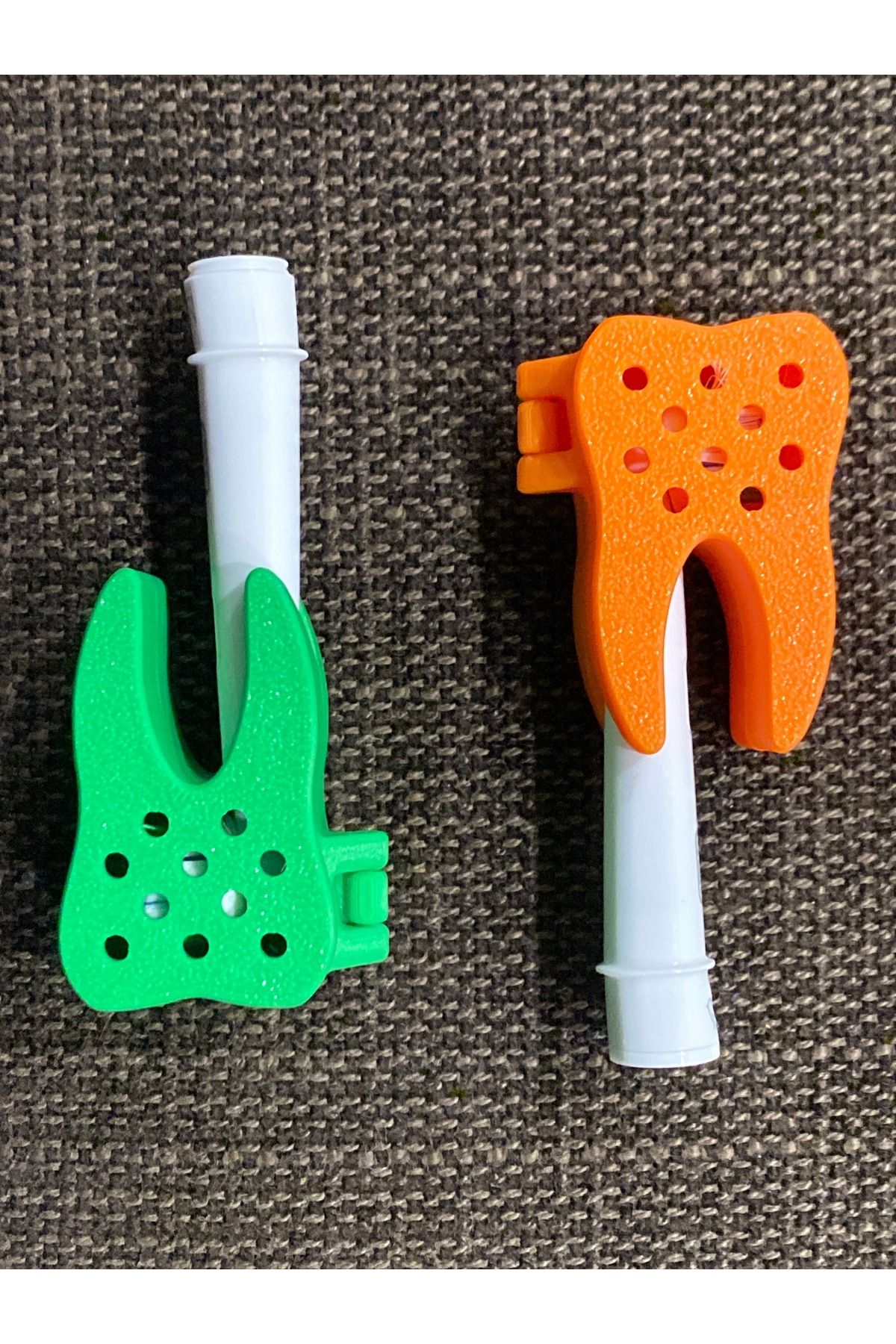 GİT3D diş şeklinde diş fırçası kapağı