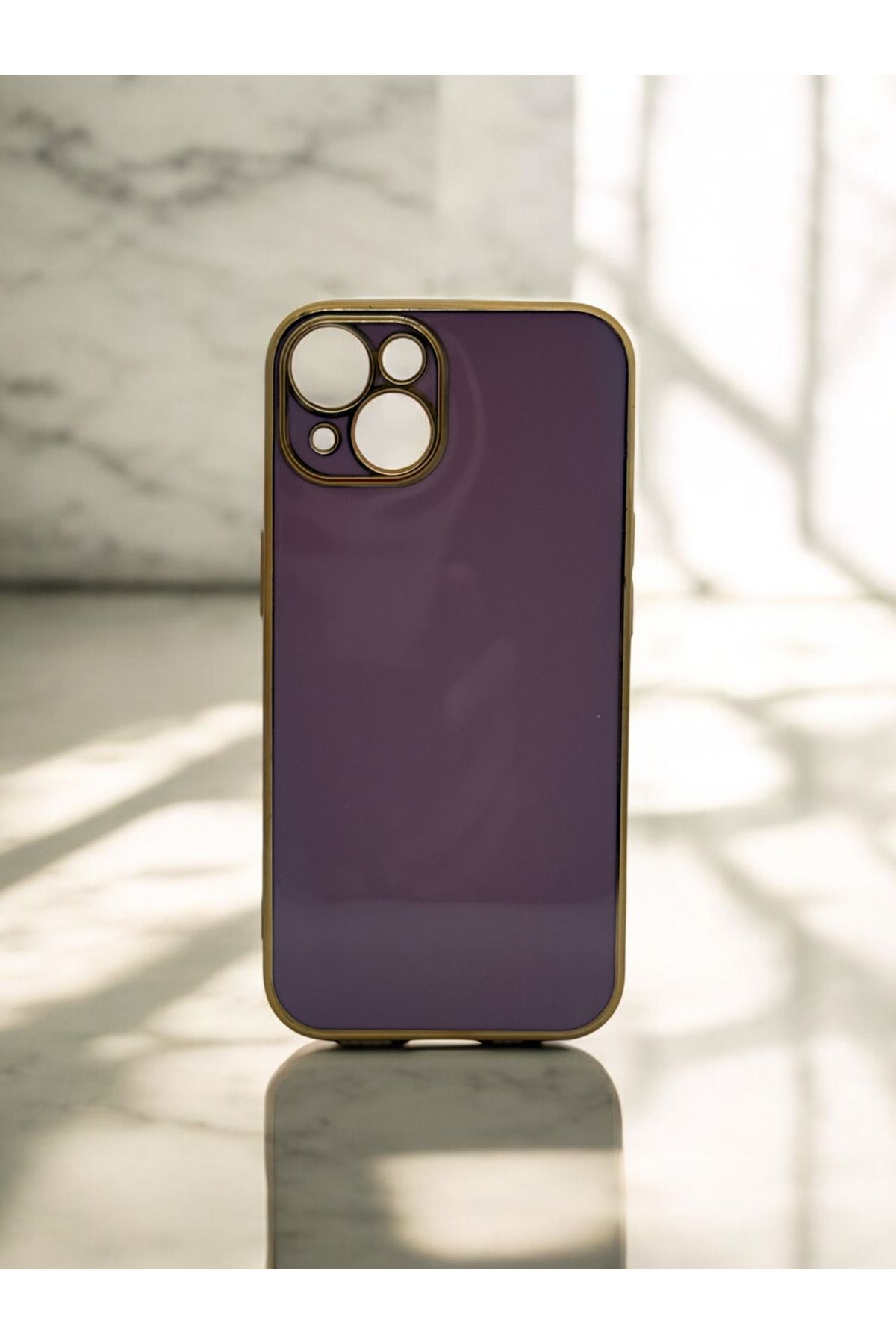 DUBİGOLD İPHONE 13 UYUMLU PARLAK GOLD DETAYLI BARK TELEFON KILIFI