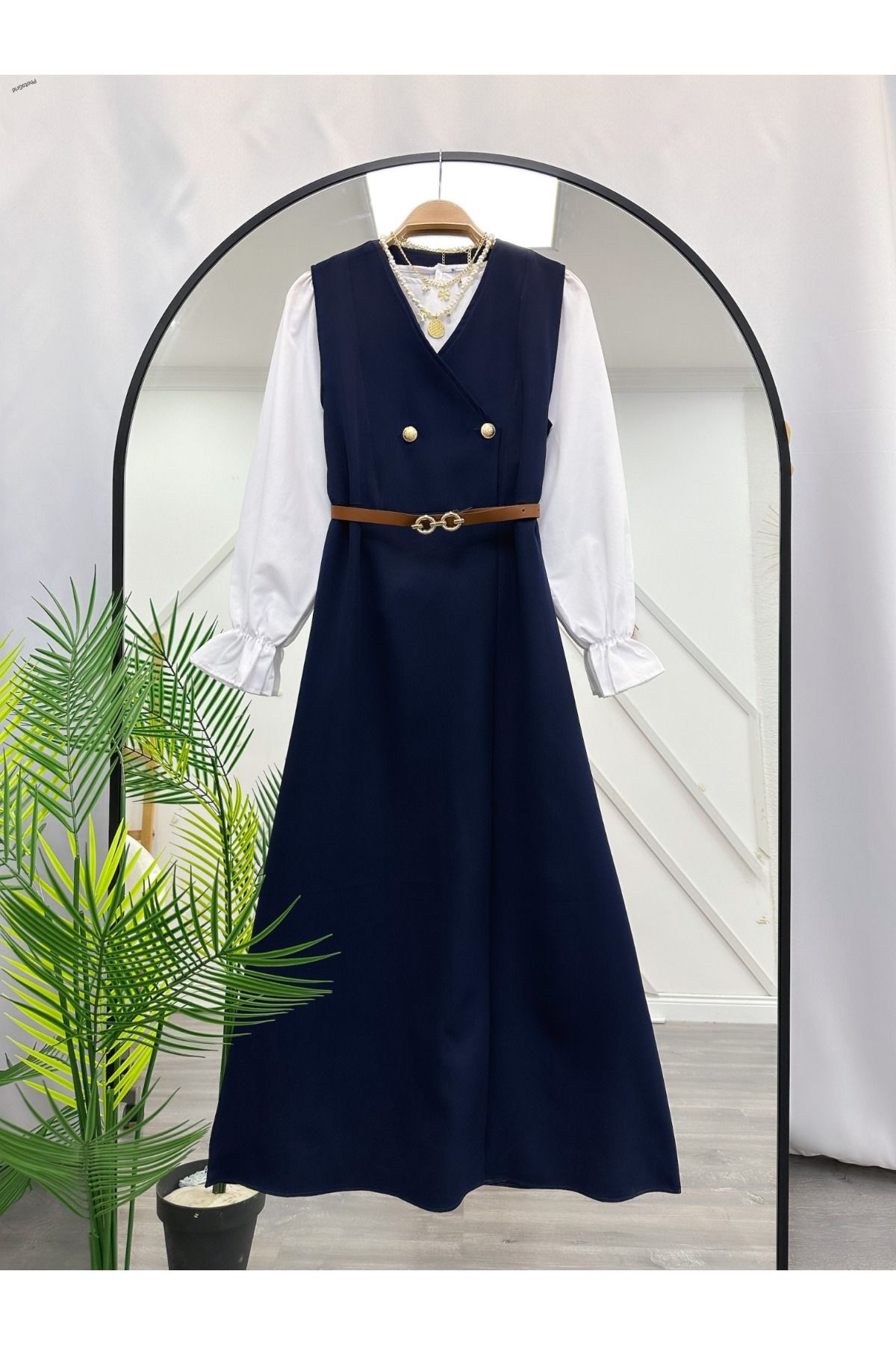 YEDİLALE KEMERLİ DÜĞMELİ KOLSUZ UZUN ELBİSE (geniş kalıp s(38/40)M(40)L(42) XL(44) ,gömlek hariç 3009 ]