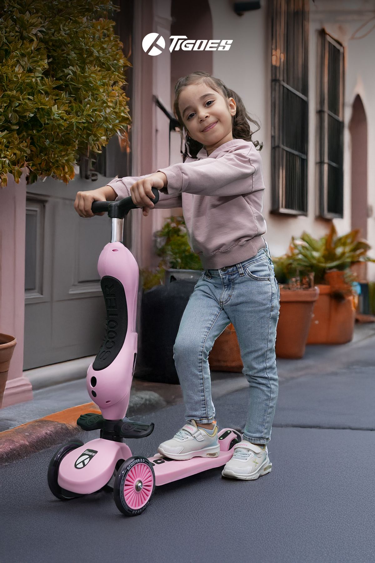 Premium Oturaklı Pembe Scooter 3 Tekerlekli Led Işıklı Scooter Yükseklik Ayarlı 1-6 Yaş