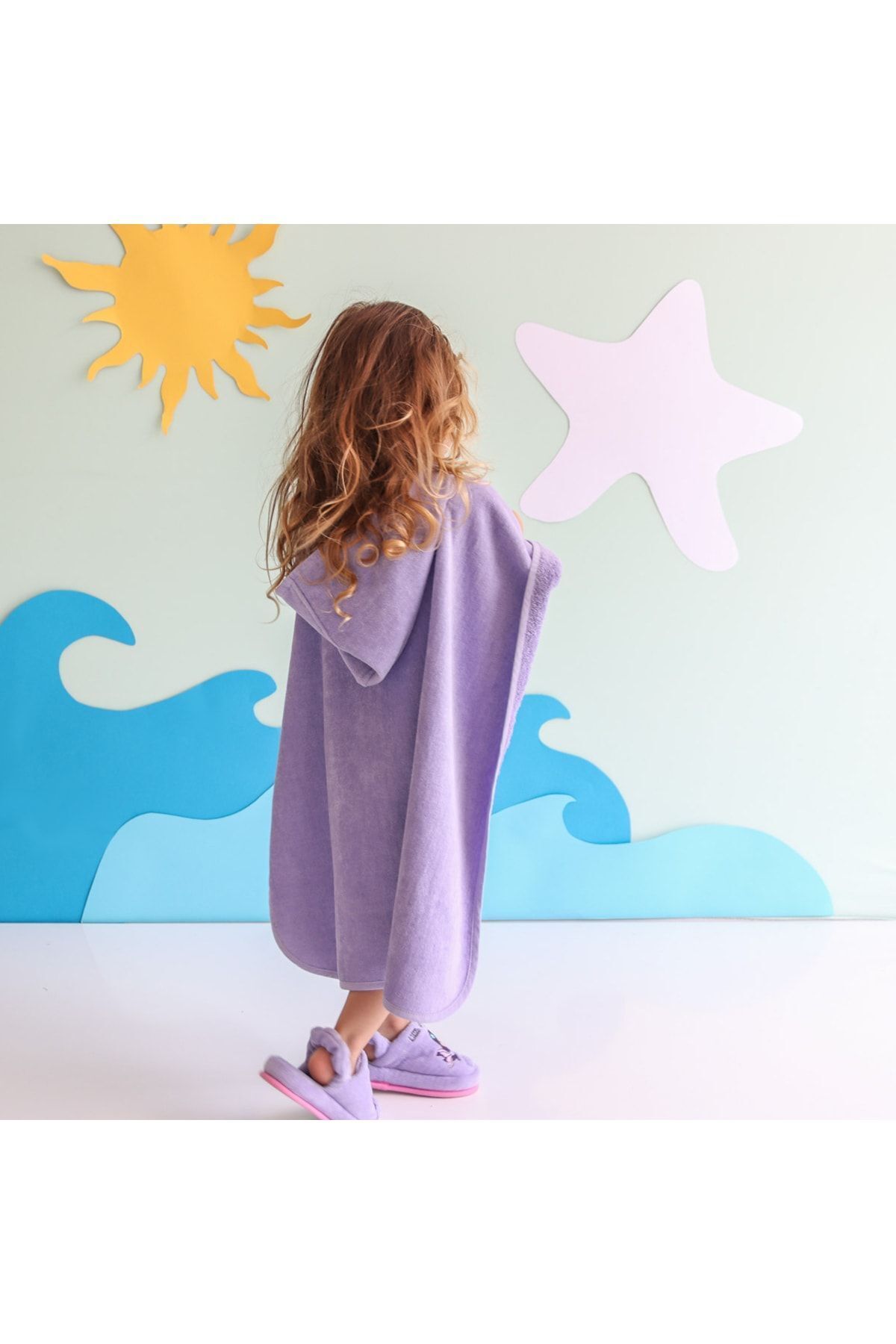 Milk & Moo-Milk&moo Kinder-Poncho und Hausschuhe „Die kleine Meerjungfrau“. 6