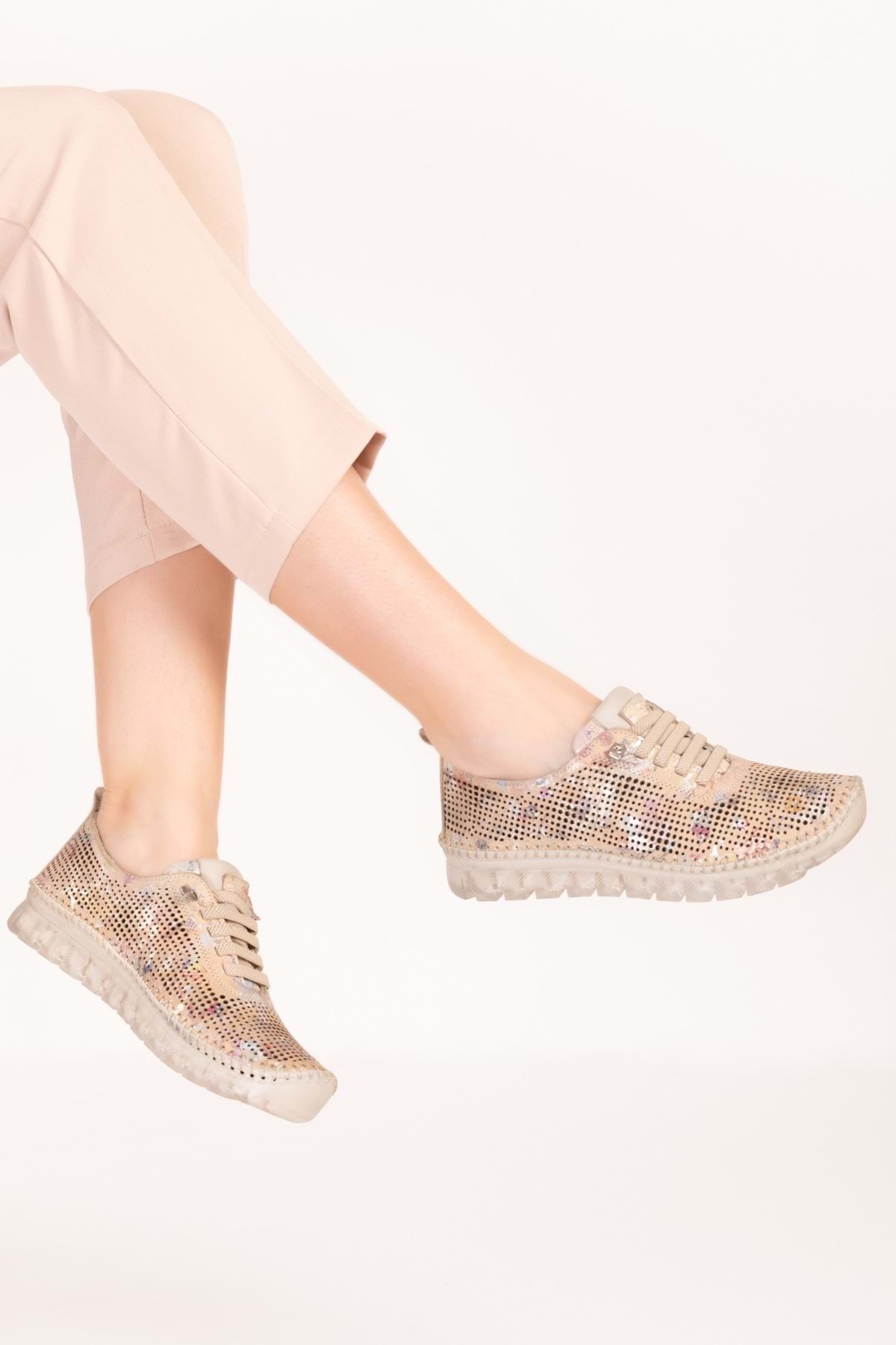 Gondol-Genuine Leather Comfortable Flexible Light Sole Summer Shoes Kla.3623 Beige 3