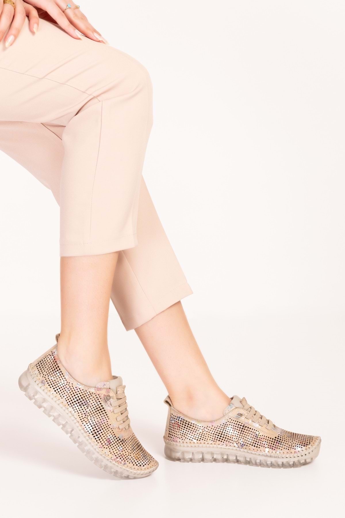 Gondol-Genuine Leather Comfortable Flexible Light Sole Summer Shoes Kla.3623 Beige 4