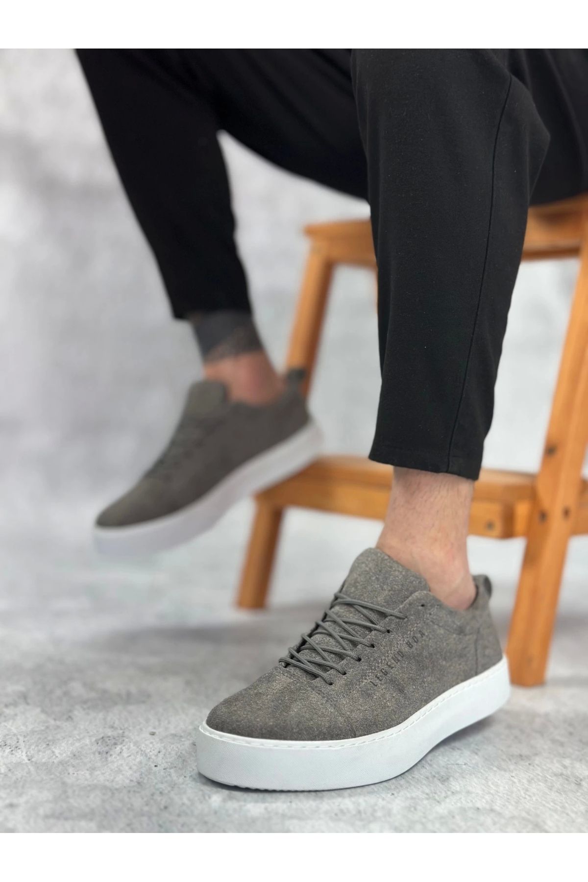 aradimtaradim BA0104 Bağcıklı Gri Süet Beyaz Taban Spor Klasik Erkek Ayakkabı