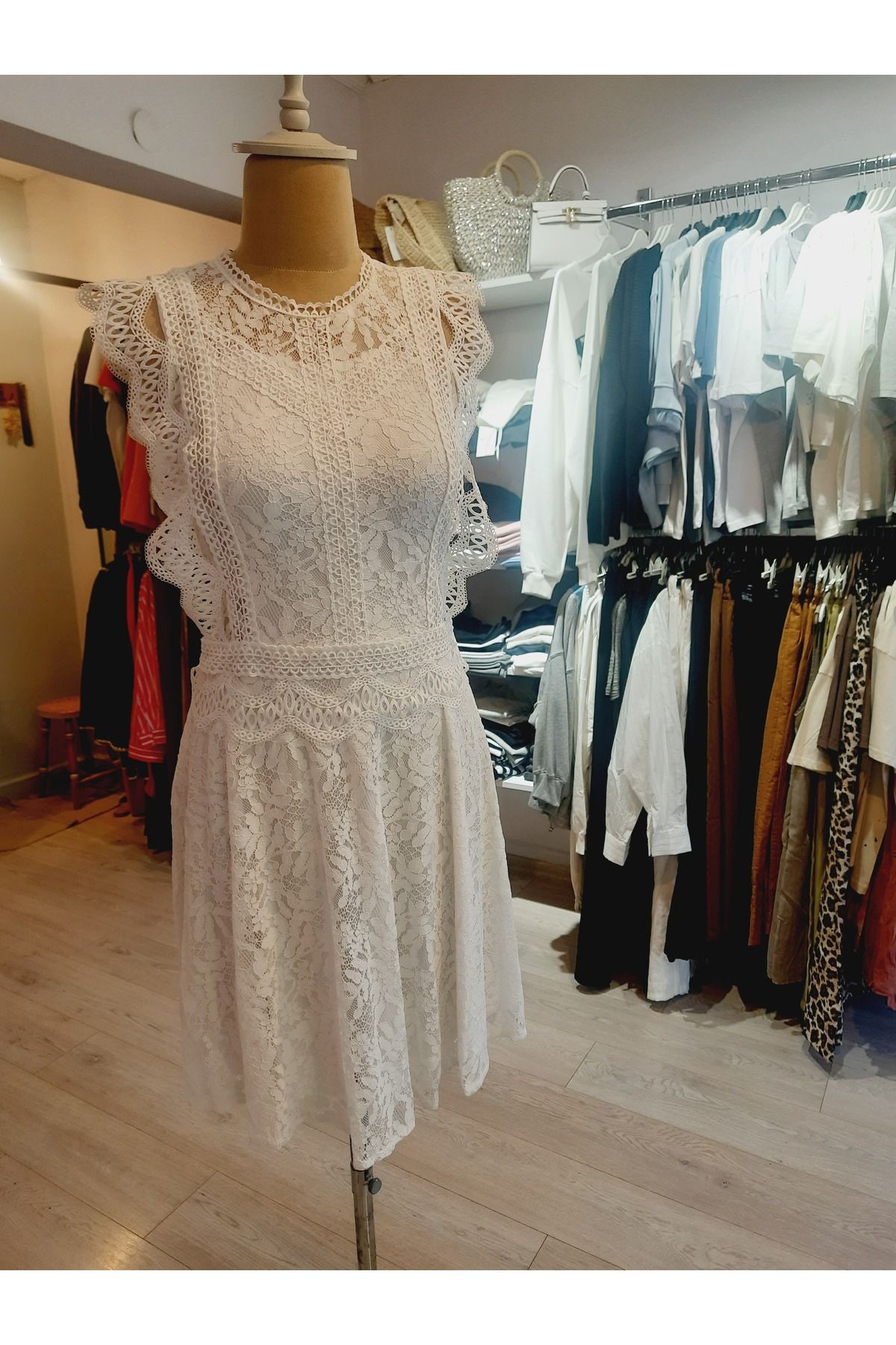 ALVWOMAN Dantel Mini Elbise