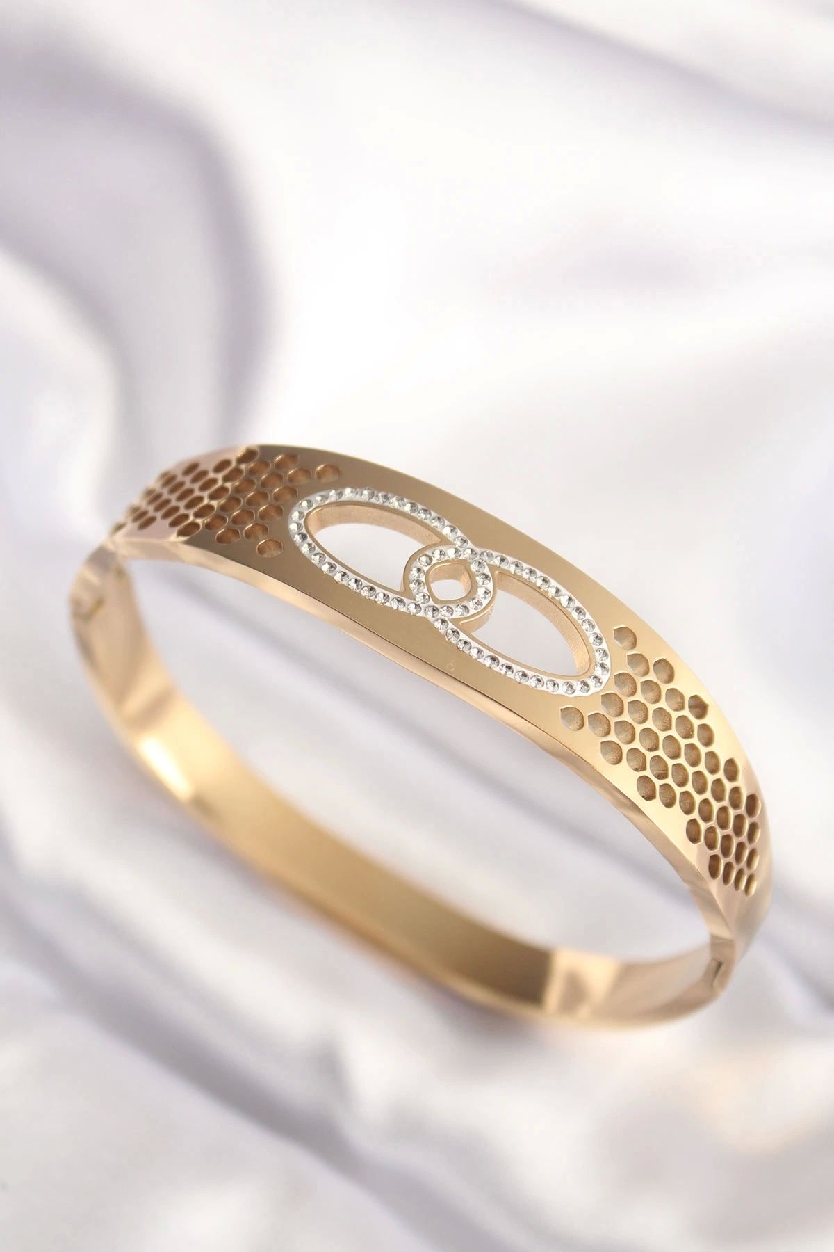 STOREMAX 316L Çelik Gold Renk Zirkon Taşlı Kadın Kelepçe Bilezik
