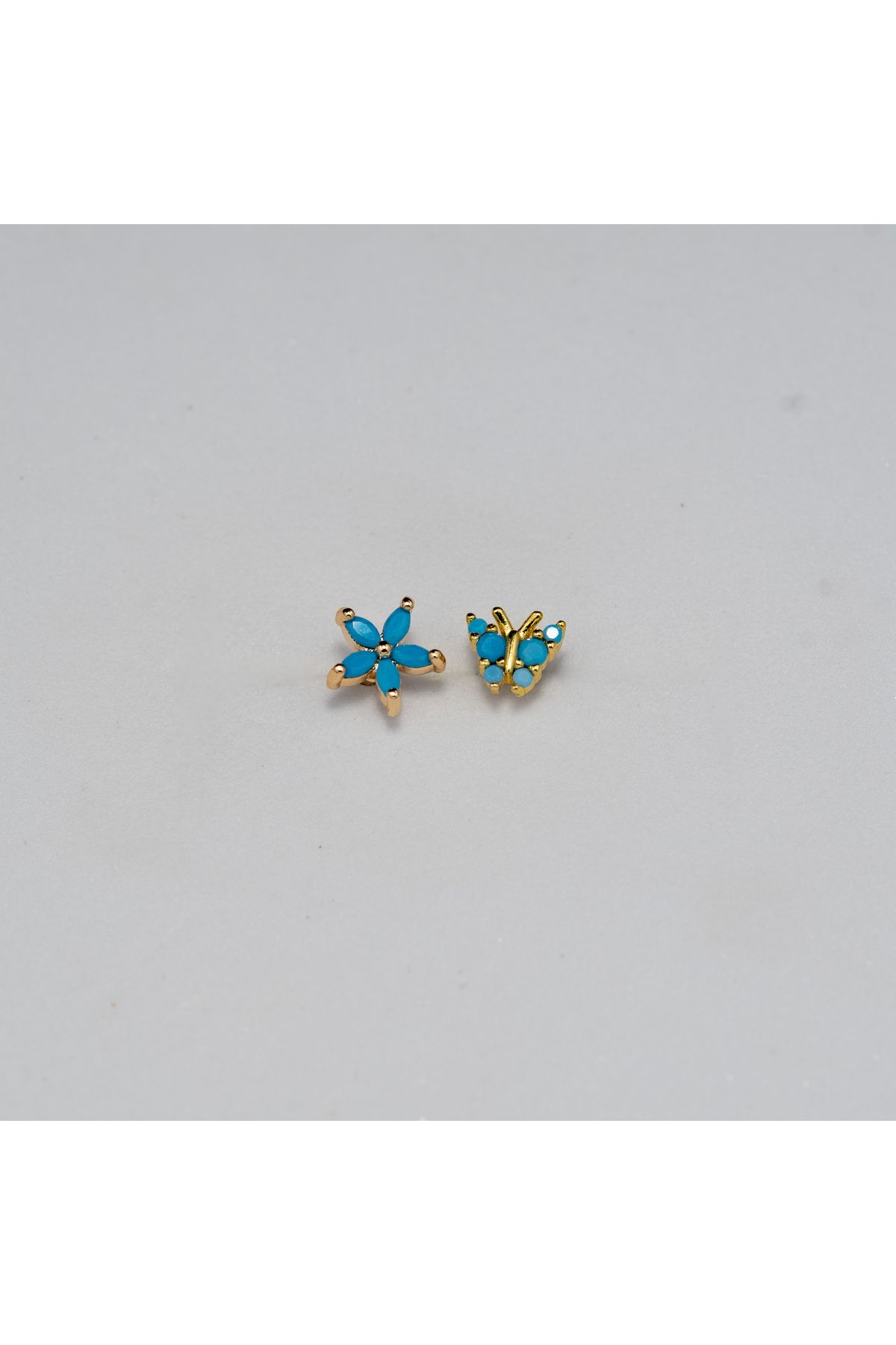 Piercing by Sever KOMBİN TURKUAZ ÇİÇEK VE TURKUAZ KELEBEK MAVİ ÇELİK PIERCING ALTIN RENKLİ (TARGUS HELIX CONCH FLAT)