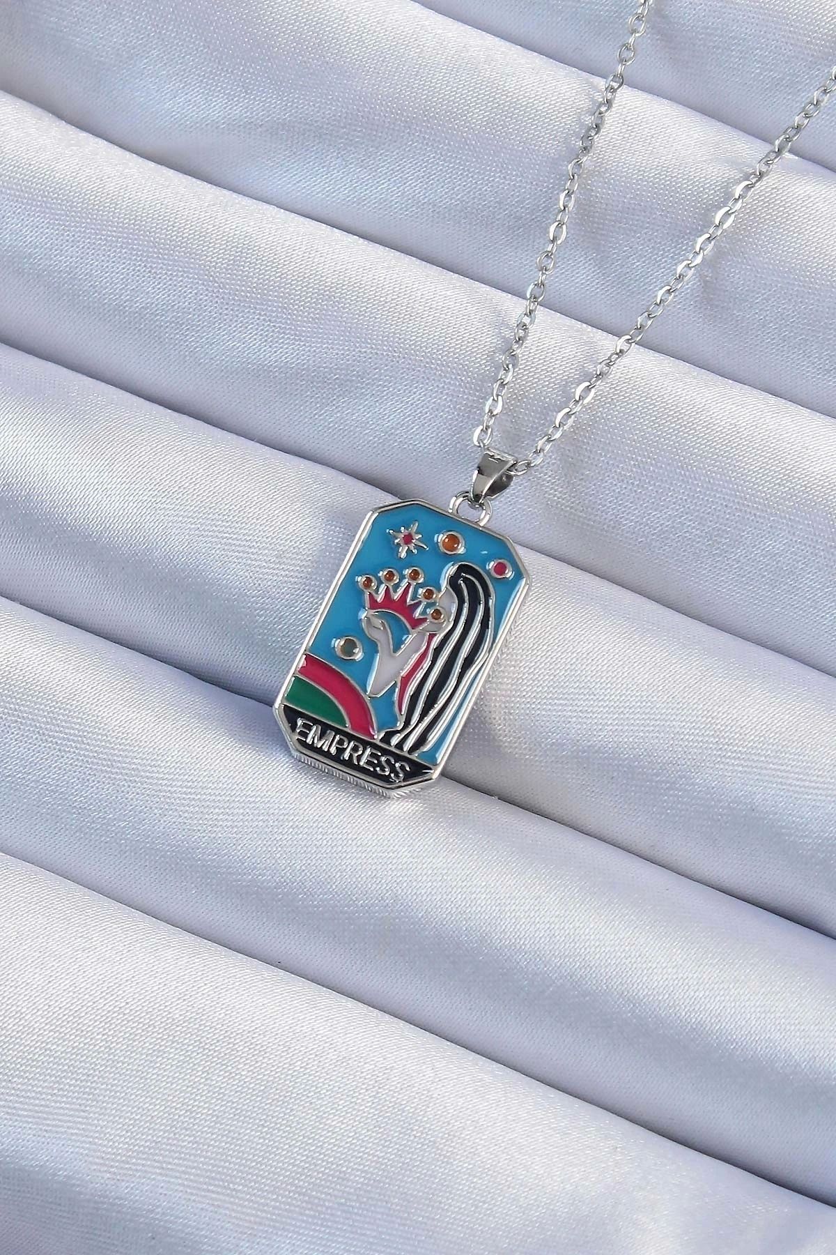 STOREMAX 316L Çelik Zincir Gümüş Renk Taç ve Kız Figürlü Renkli Mineli Tarot Kolye