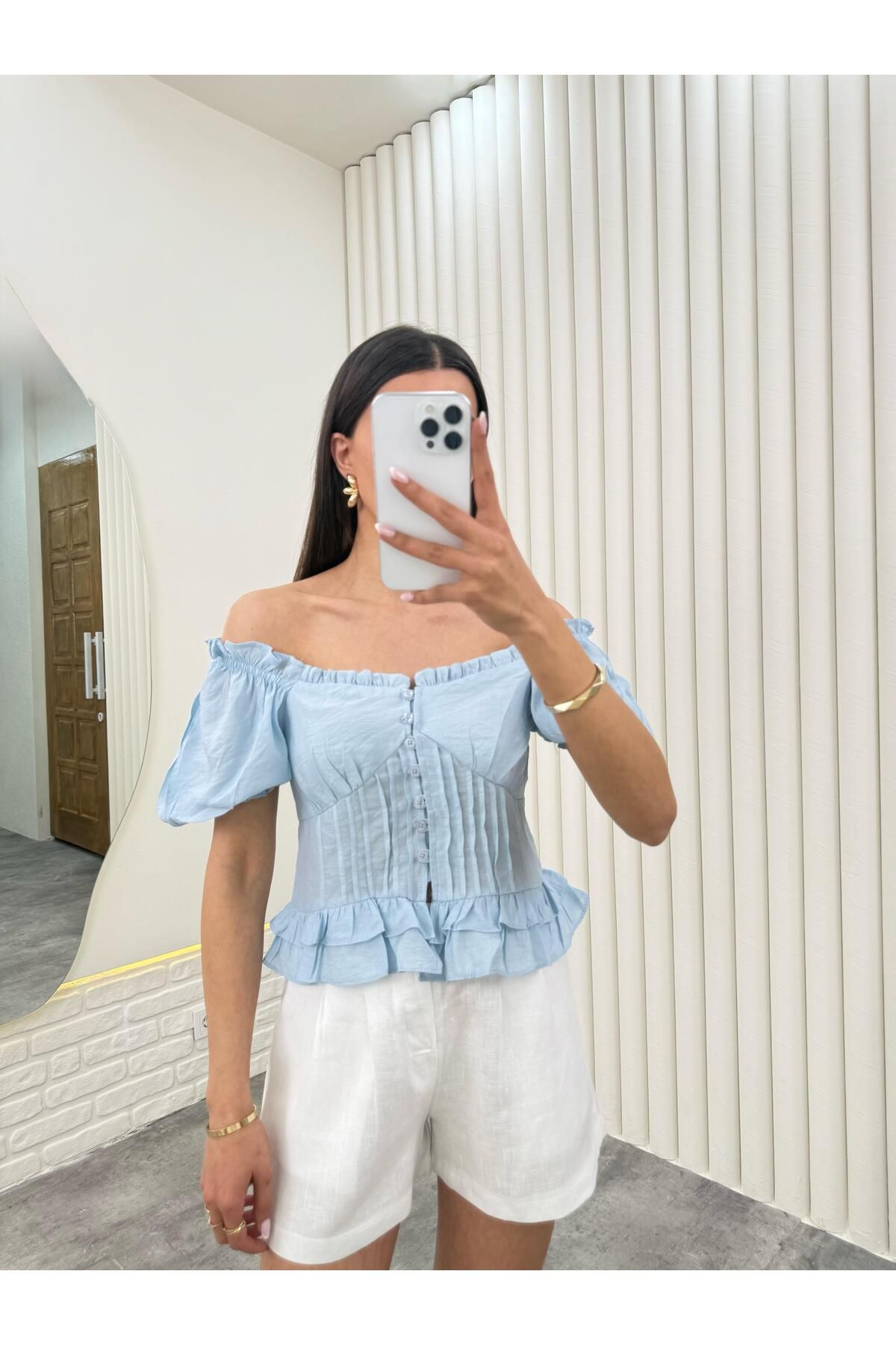 Gaus Mavi Balon Kol Önü Düğmeli Fırfırlı Crop Bluz Gaus00279