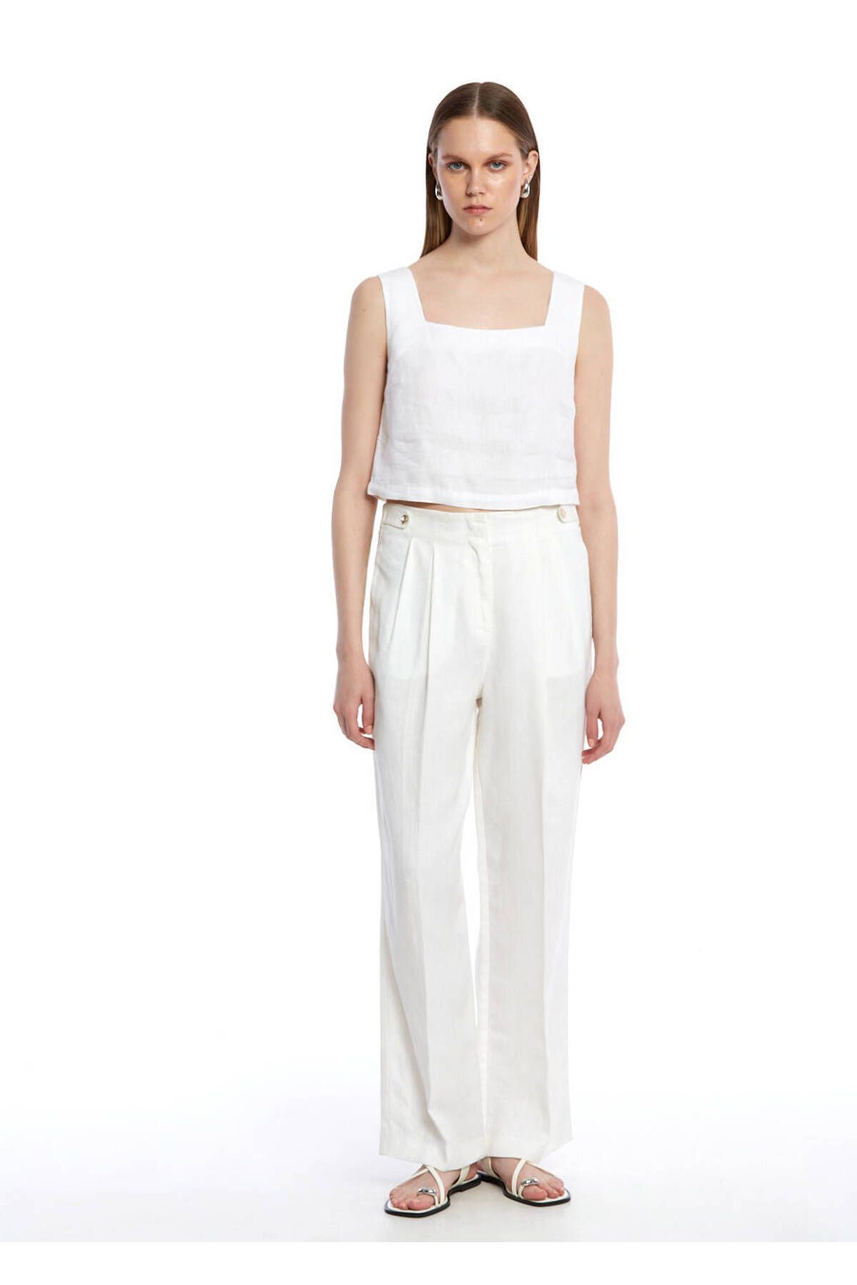 Knitss Beyaz Keten Crop Üst