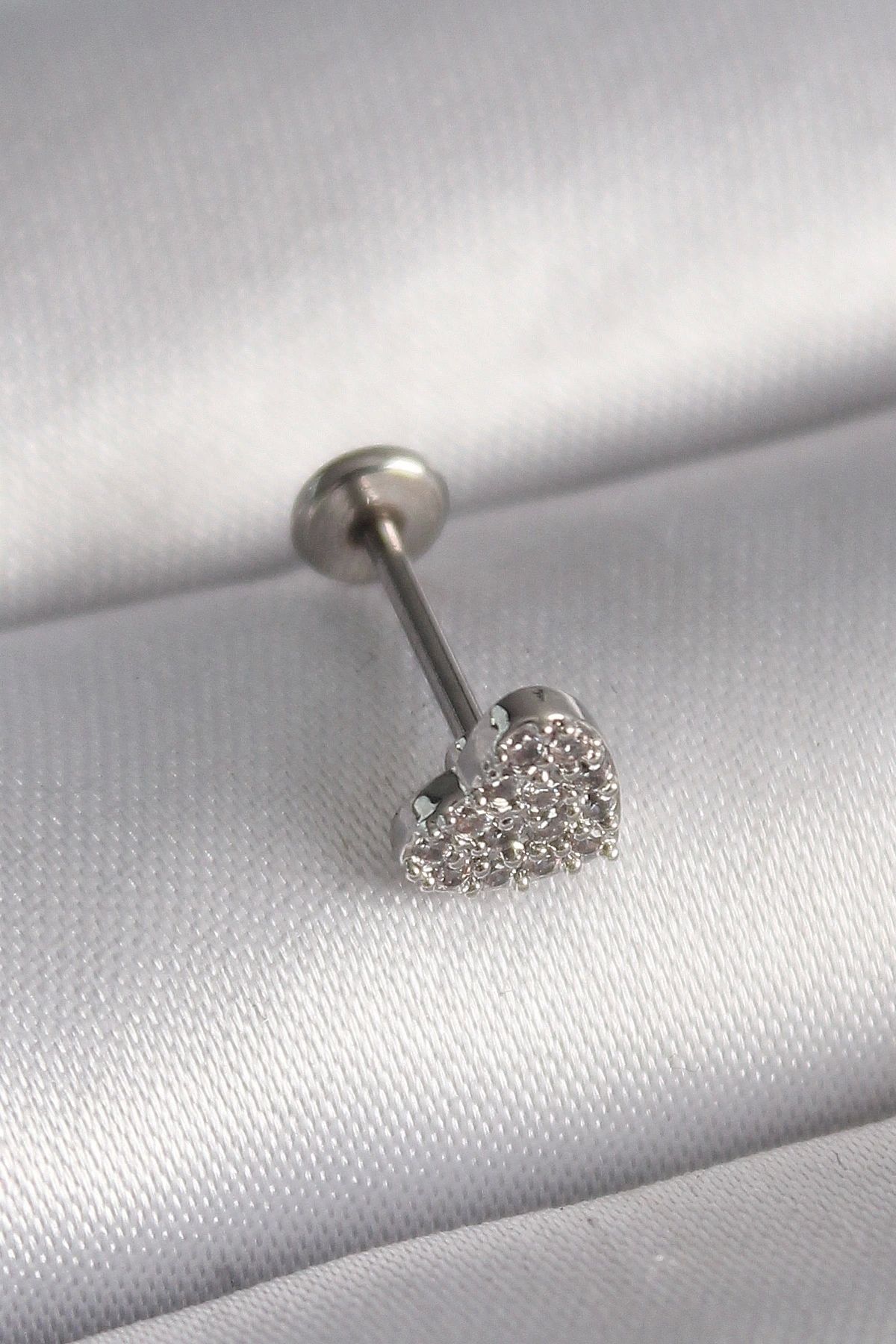 STOREMAX 316L Çelik Gümüş Renk Zirkon Taşlı Kalp Model Tragus Piercing