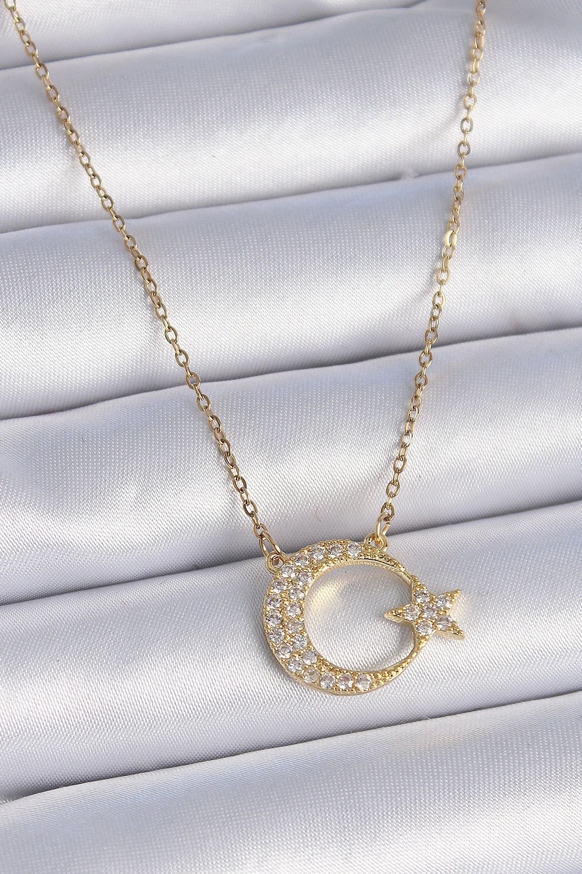 STOREMAX 316L Çilek Zincir Gold Renk Zirkon Taşlı Ay Yıldız Model Kadın Kolye