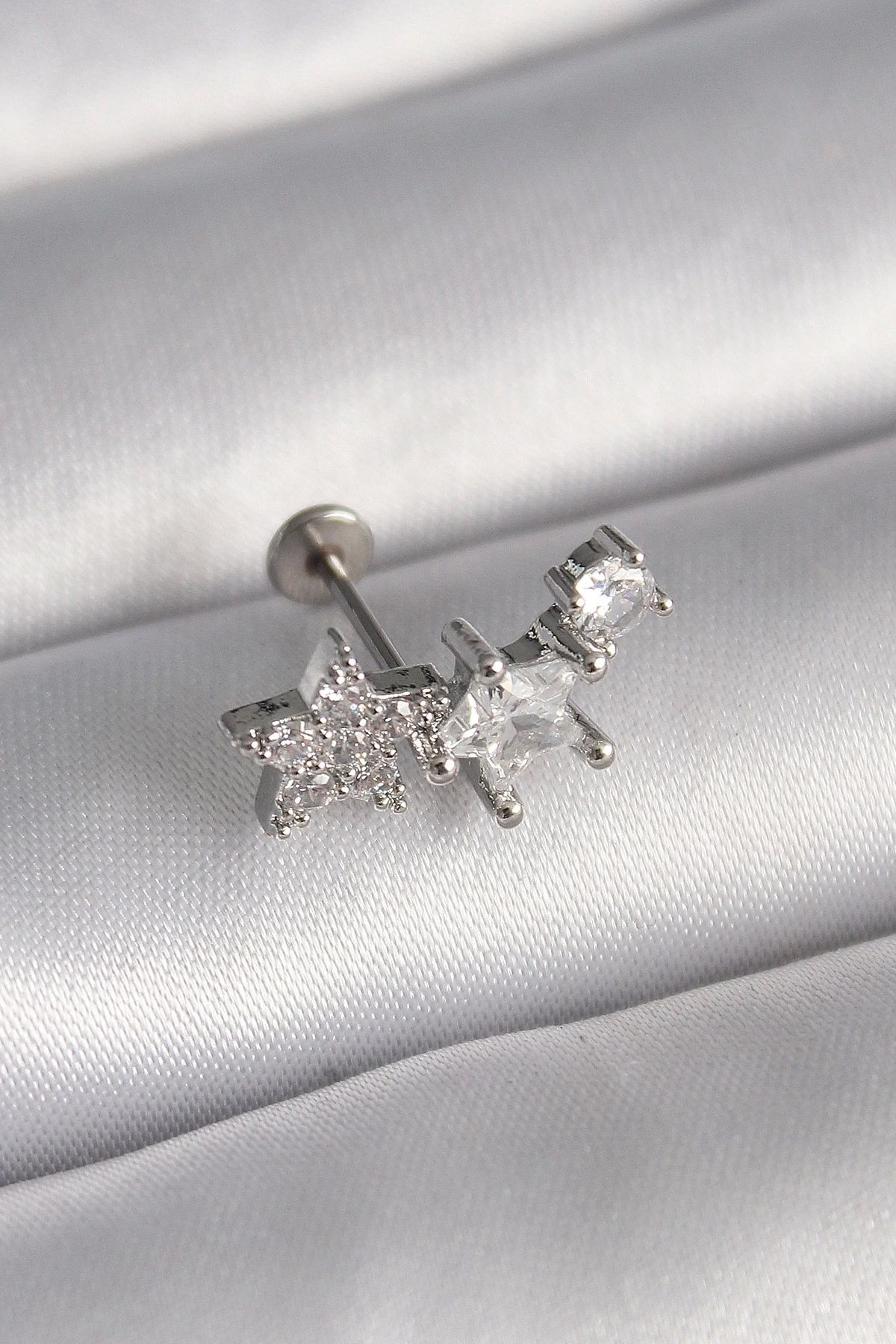 STOREMAX 316L Çelik Gümüş Renk Zirkon Taşlı Yıldız Model Tragus Piercing