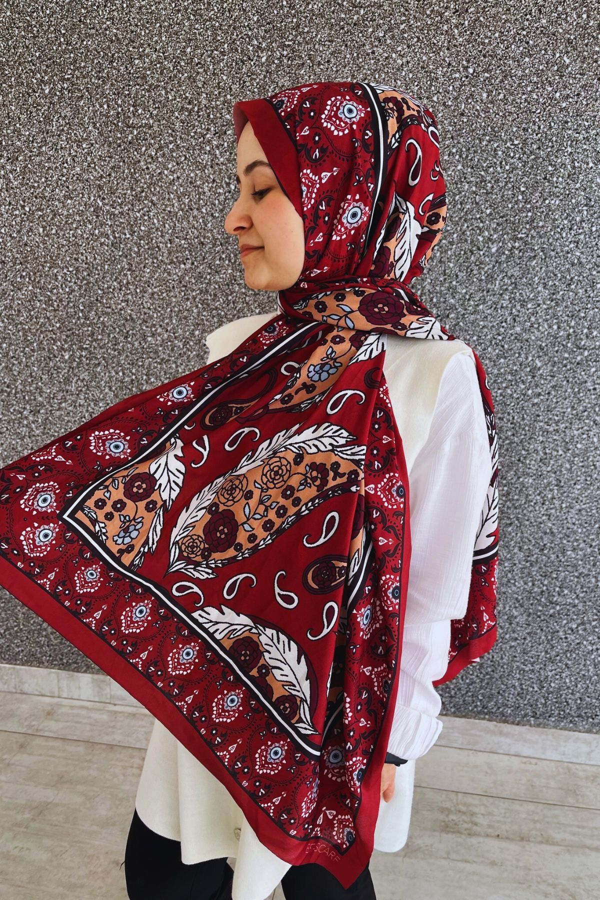Tarzını Seç Retro Desenli Kadın Şal Kırmızı Estascarf