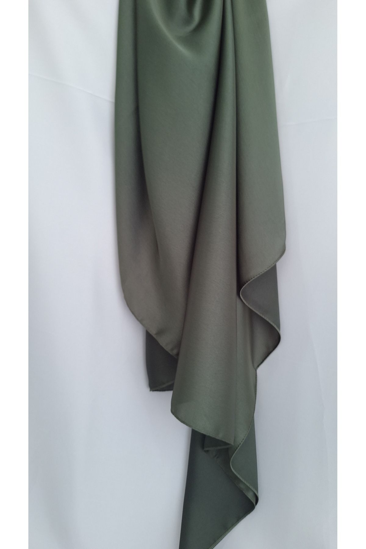 Lavena scarfs Klasik Sade Safir Şal