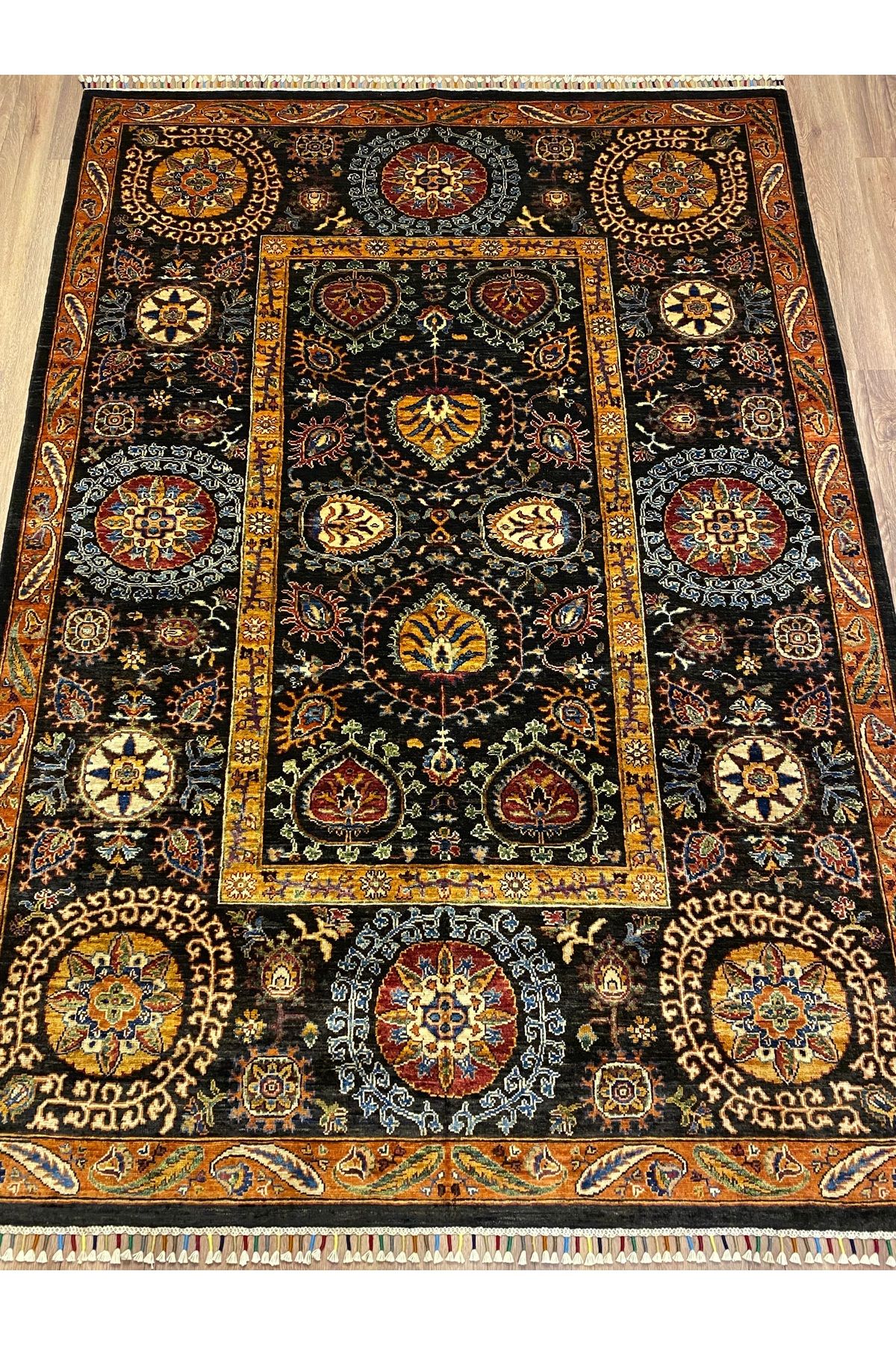 fethiyehalıkilim El Dokuma Afgan Suzani Halısı – %100 Yün %100 El Dokuma Naturel Dekoratif Halı, El İşi Özgün Tasarım