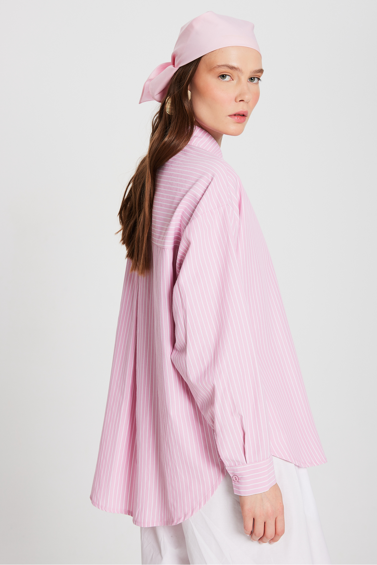 mina aise Pembe Beyaz Çizgili Oversize Cepli Gömlek 27135 görsel 8